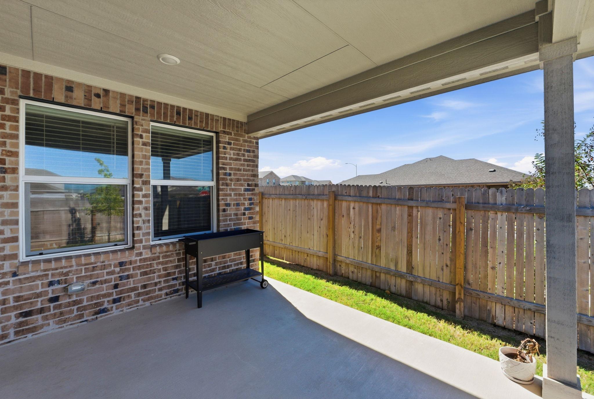 17800 Fairbridge Ln, Manor, TX 78653