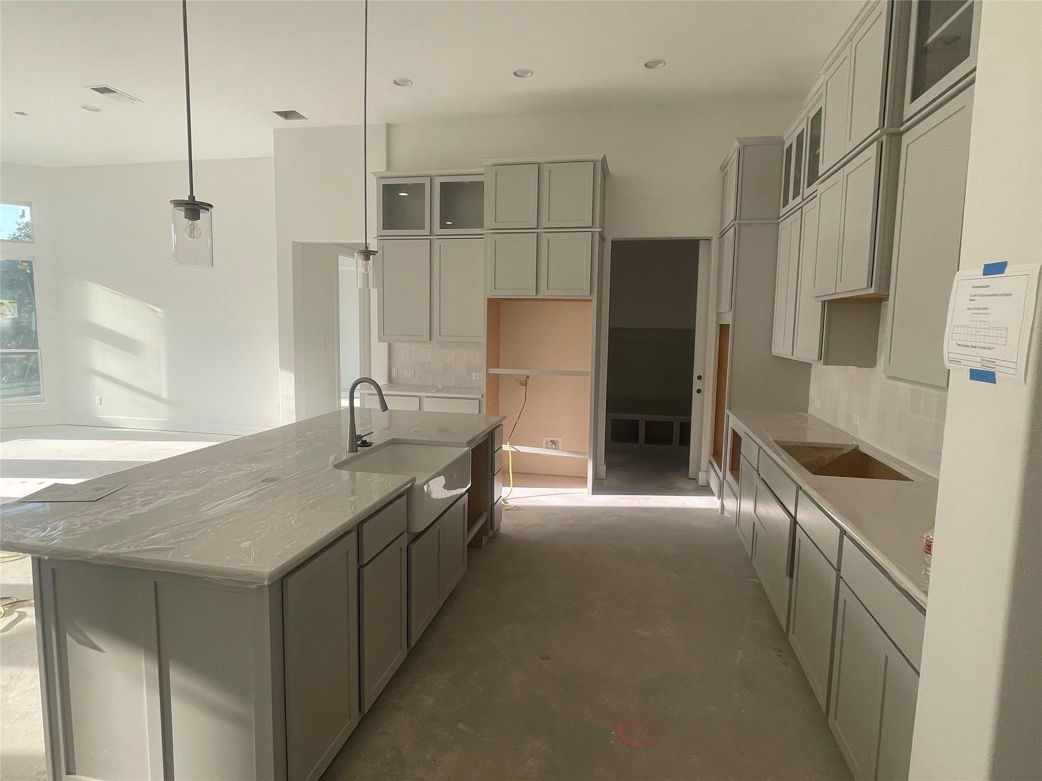 2813 Pale Branch Dr, Leander, TX 78641