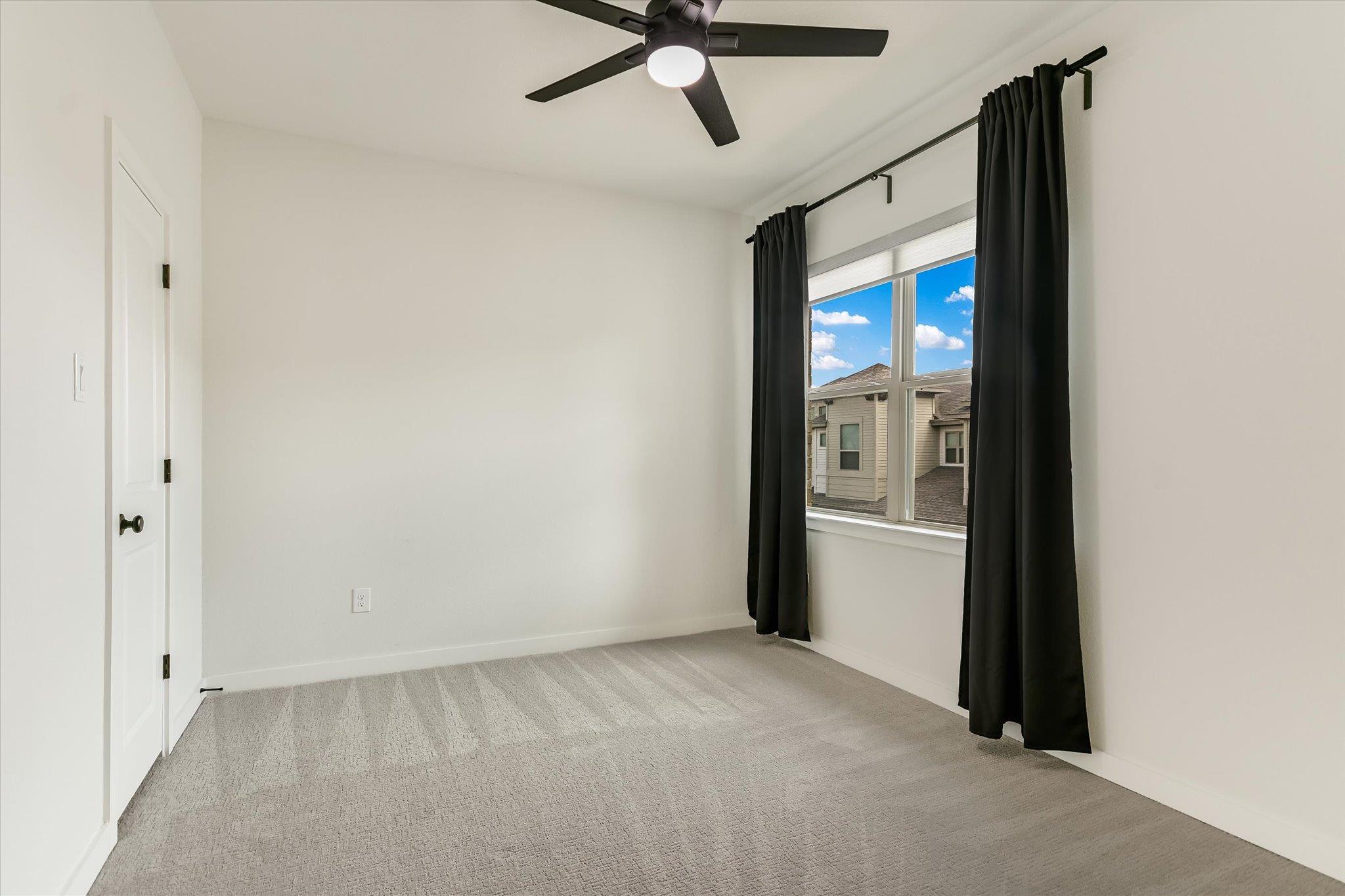 2500 FOREST CREEK Dr # 904, Round Rock, TX 78665