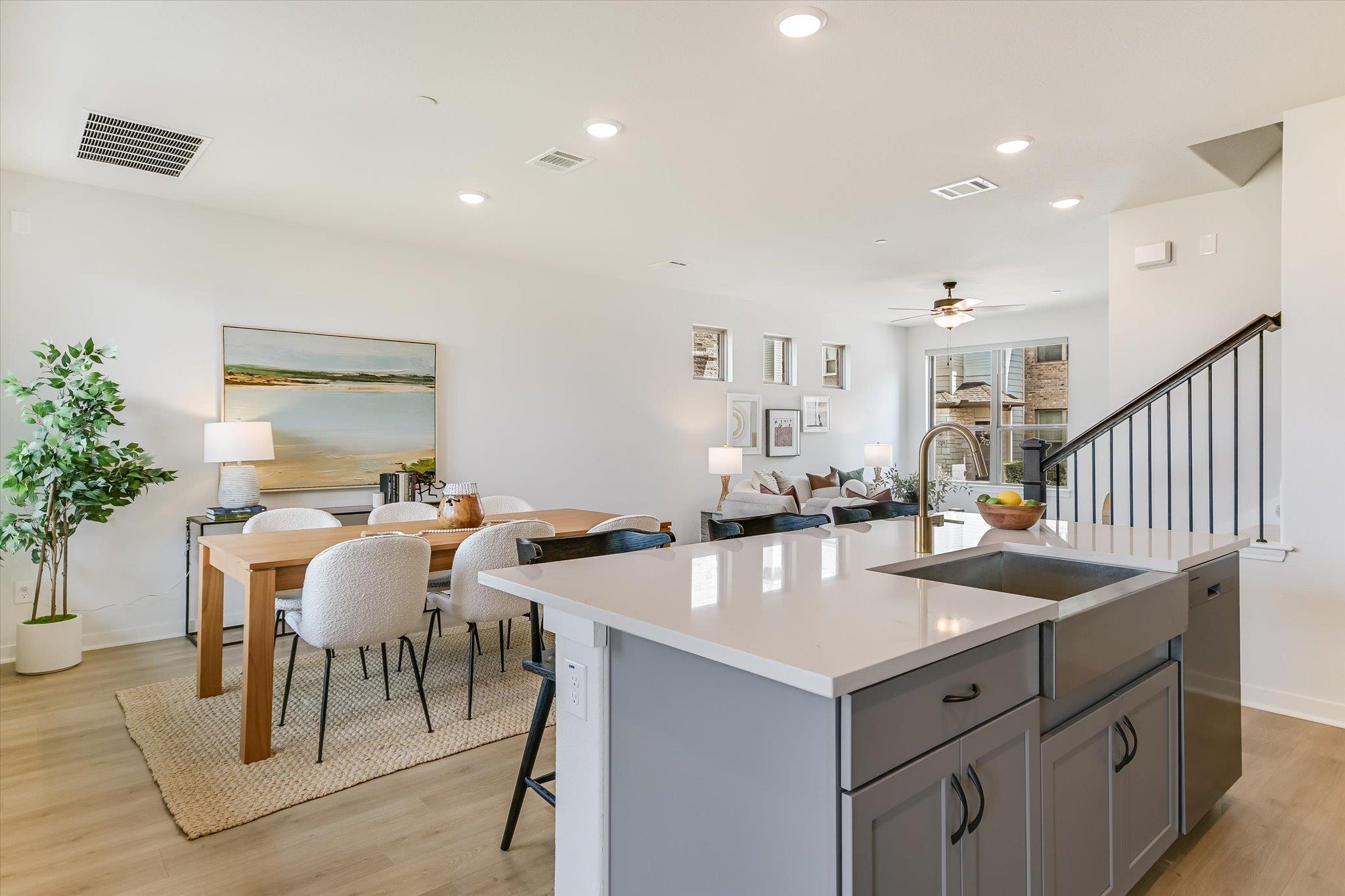 2500 FOREST CREEK Dr # 904, Round Rock, TX 78665