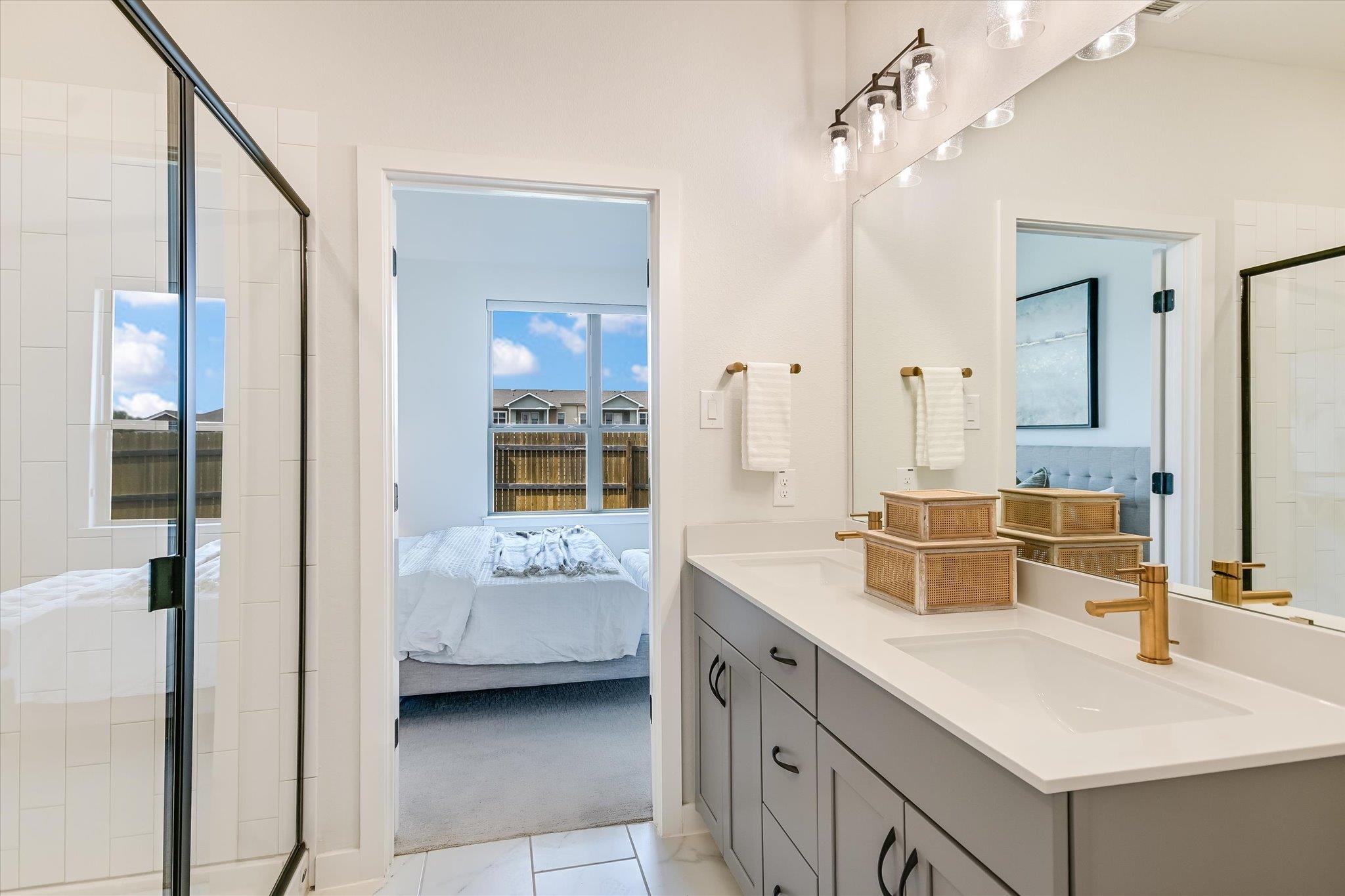 2500 FOREST CREEK Dr # 904, Round Rock, TX 78665