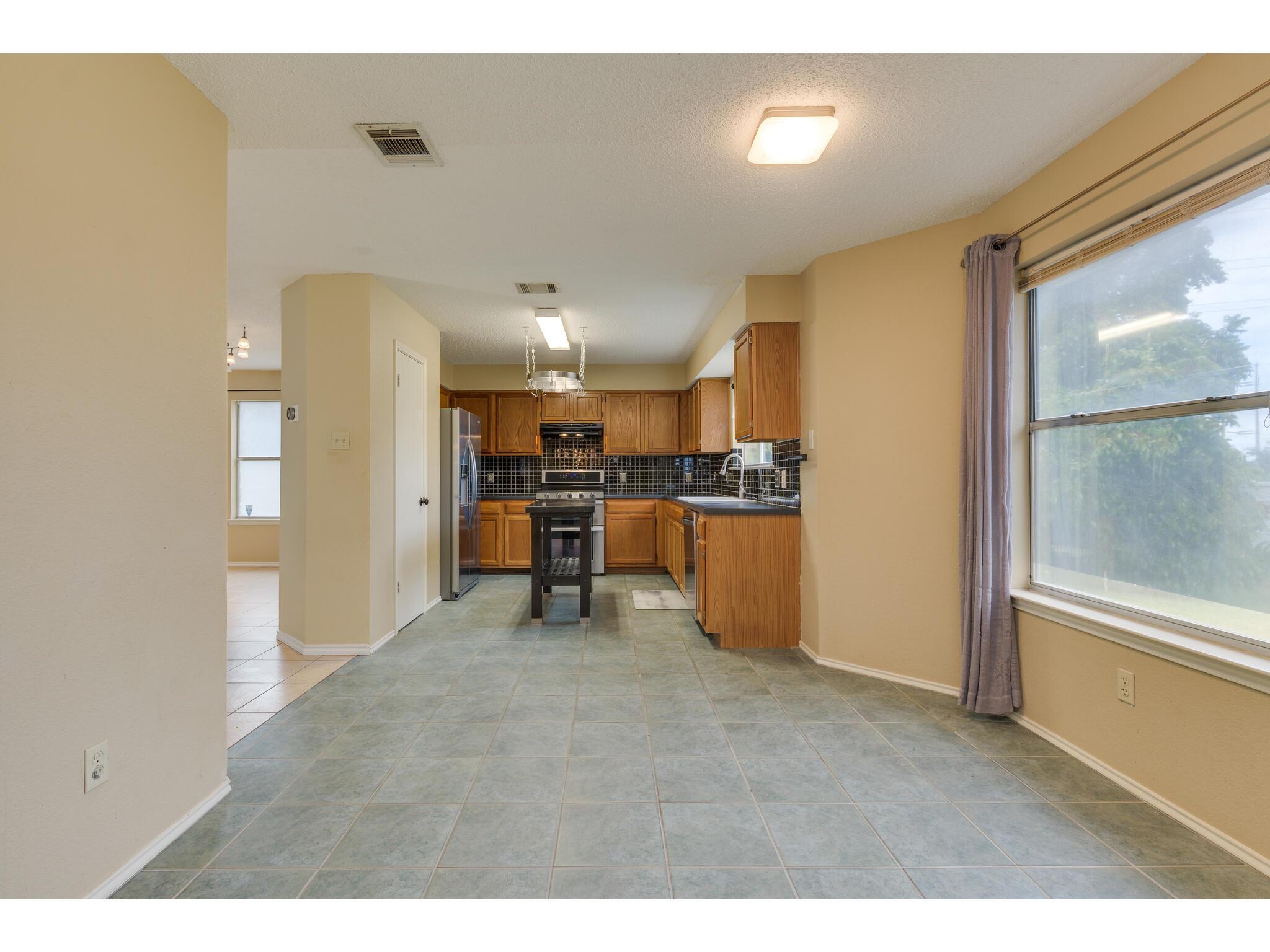 3912 Lemos Dr, Austin, TX 78728