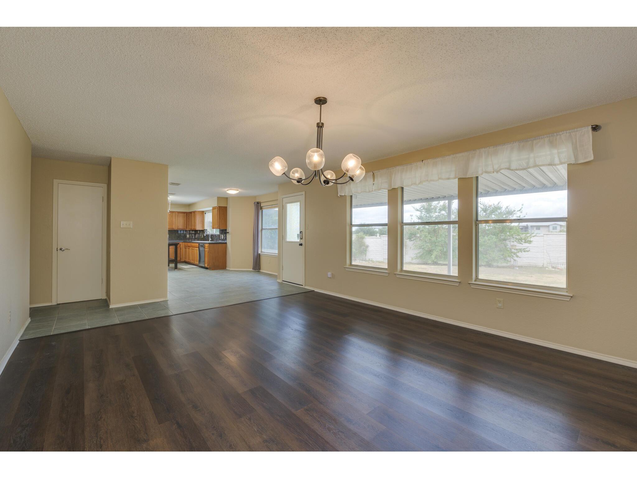 3912 Lemos Dr, Austin, TX 78728