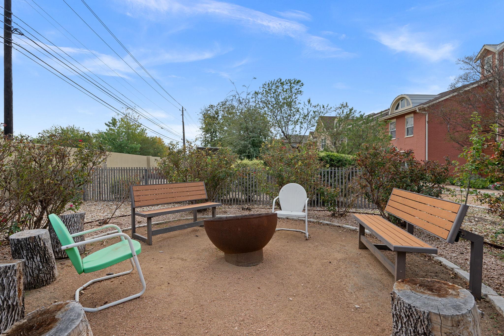 1101 Grove Blvd # 803, Austin, TX 78741