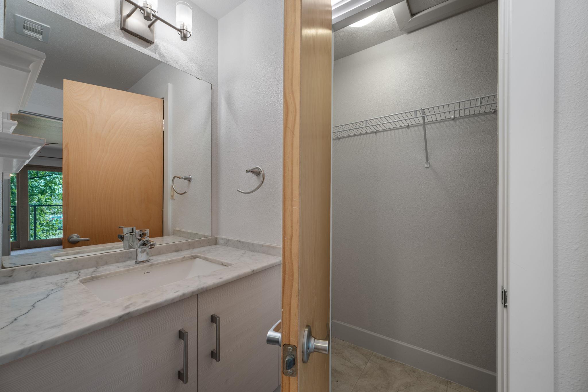 1101 Grove Blvd # 803, Austin, TX 78741