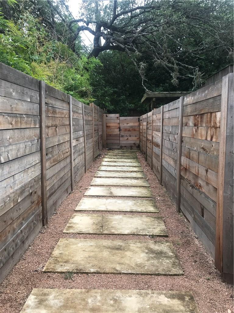 2105 Rabb Rd # LR, Austin, TX 78704