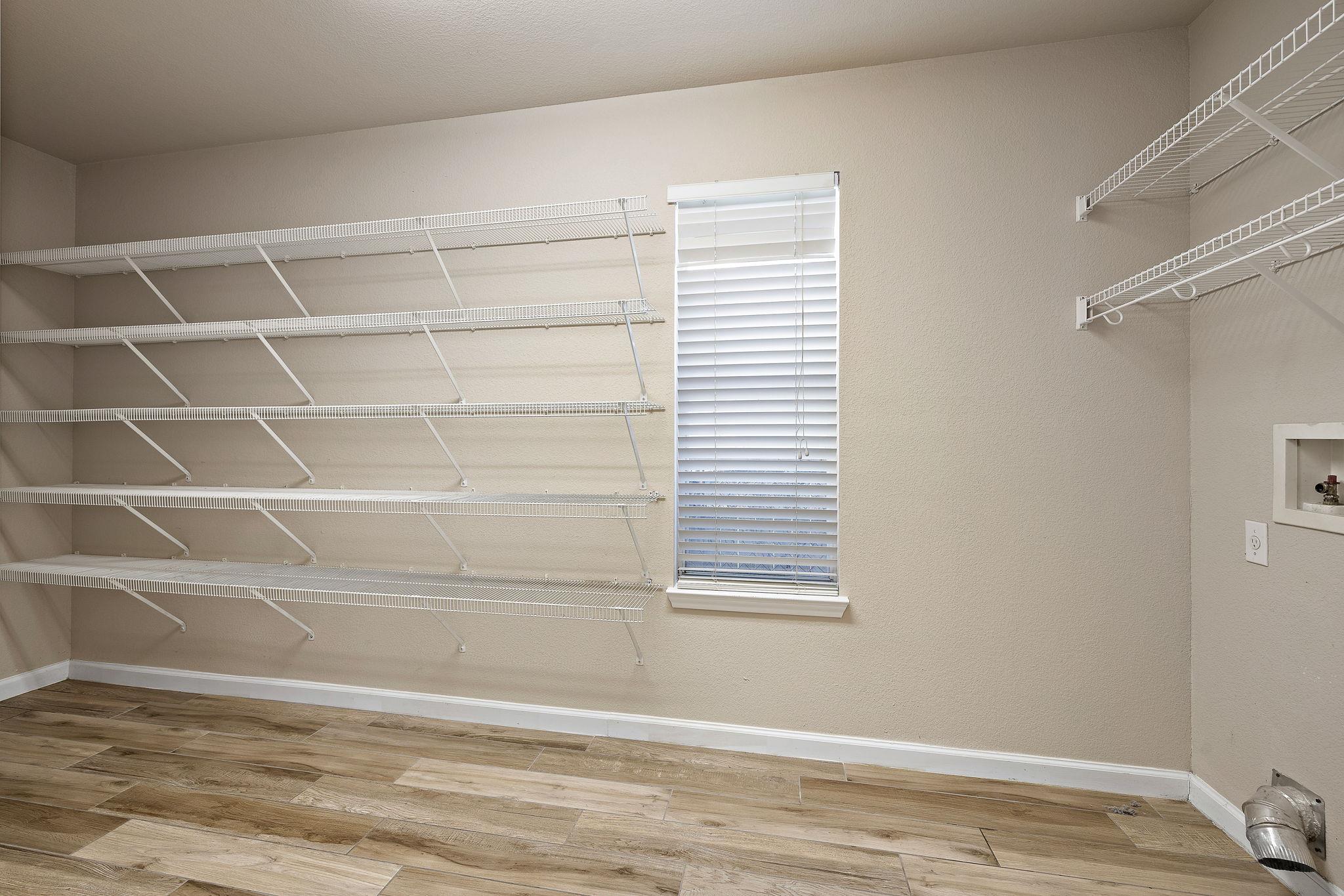 3809 Tailfeather Dr, Round Rock, TX 78681