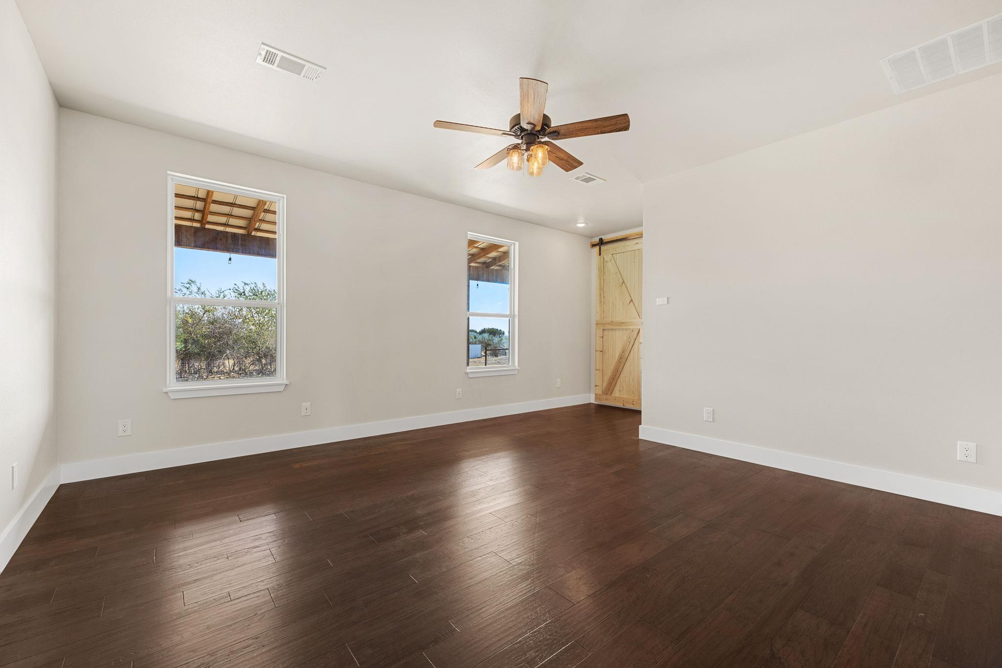 5777 County Road 236 Rd, Liberty Hill, TX 78642