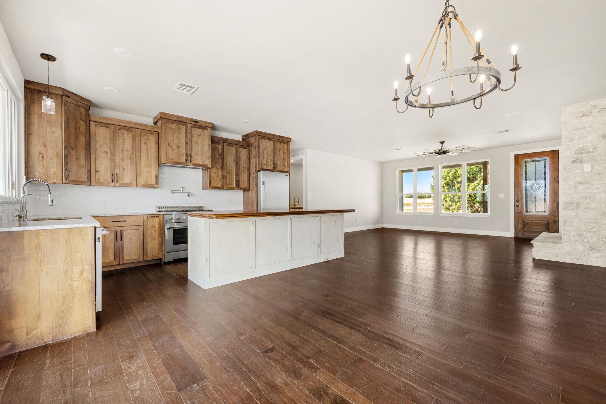 5777 County Road 236 Rd, Liberty Hill, TX 78642