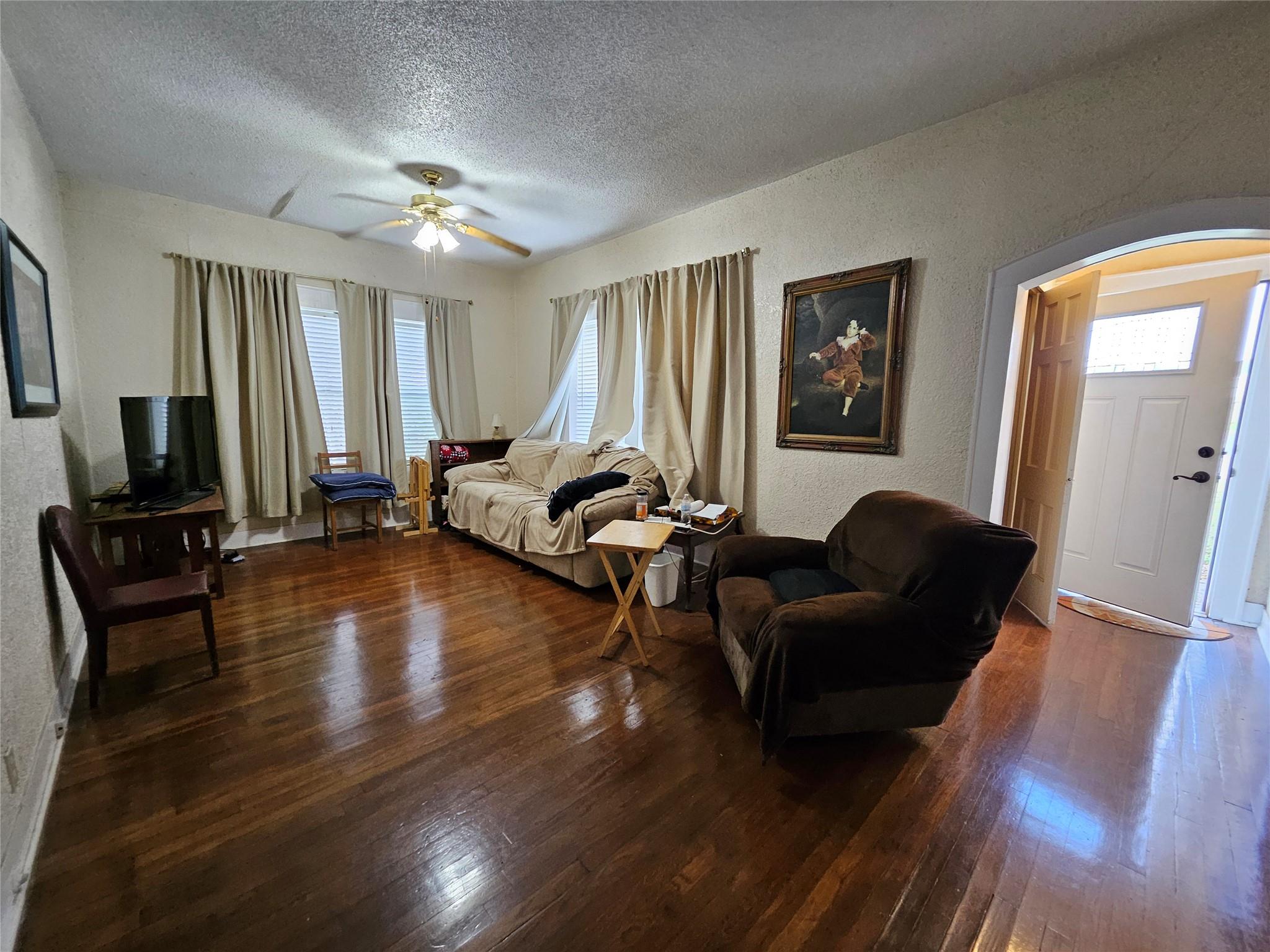 201 S Highway 183 S, Leander, TX 78641