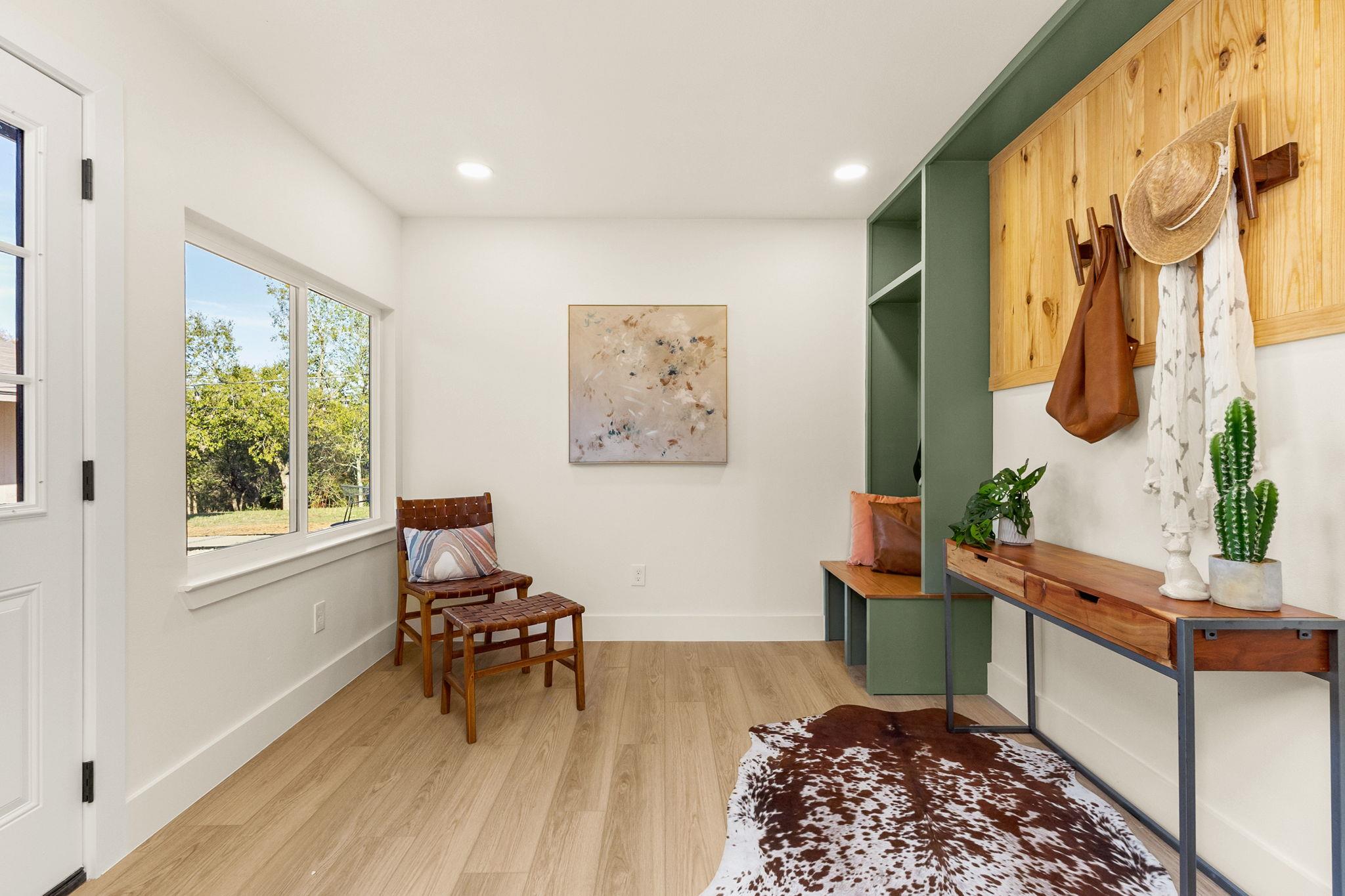 10111 Rocking Horse Rd, Austin, TX 78748