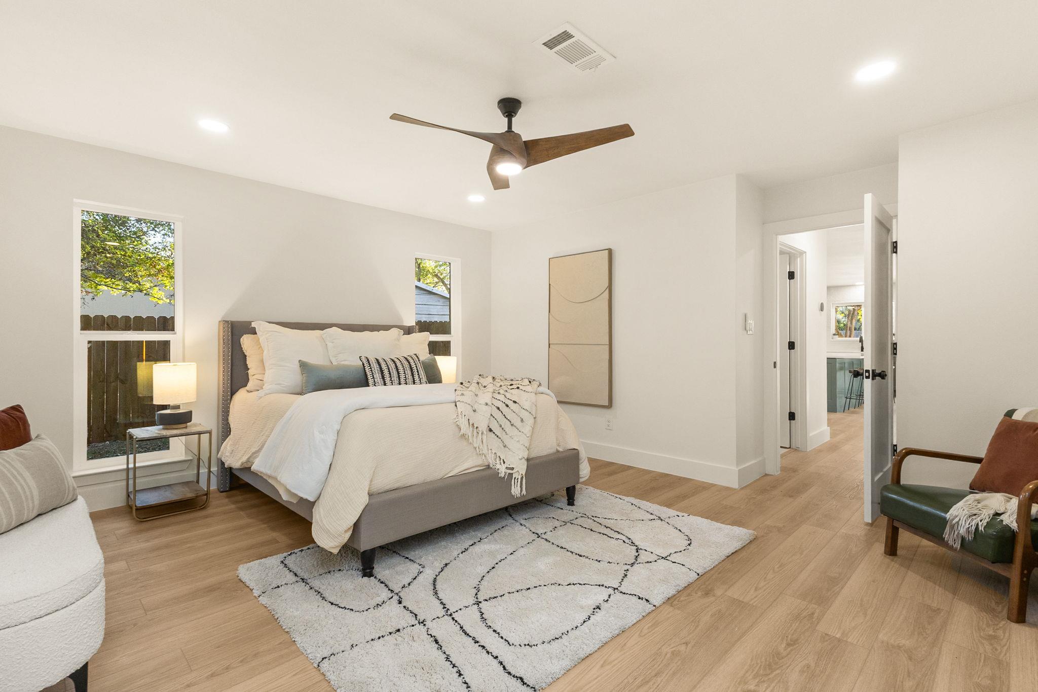 10111 Rocking Horse Rd, Austin, TX 78748