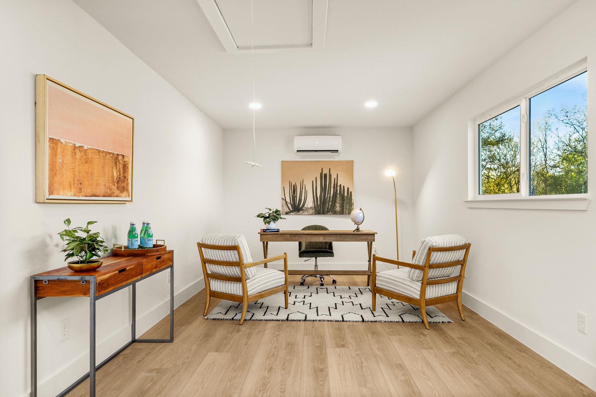 10111 Rocking Horse Rd, Austin, TX 78748