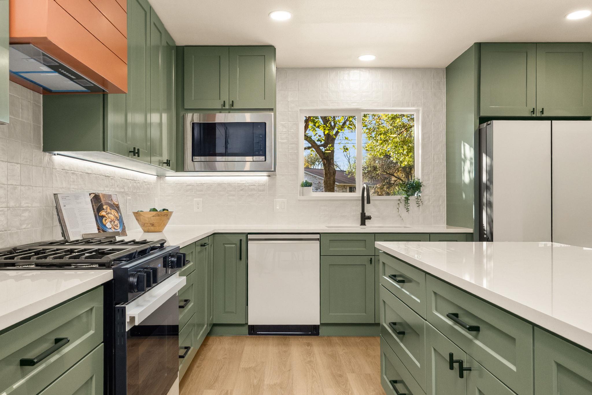 10111 Rocking Horse Rd, Austin, TX 78748