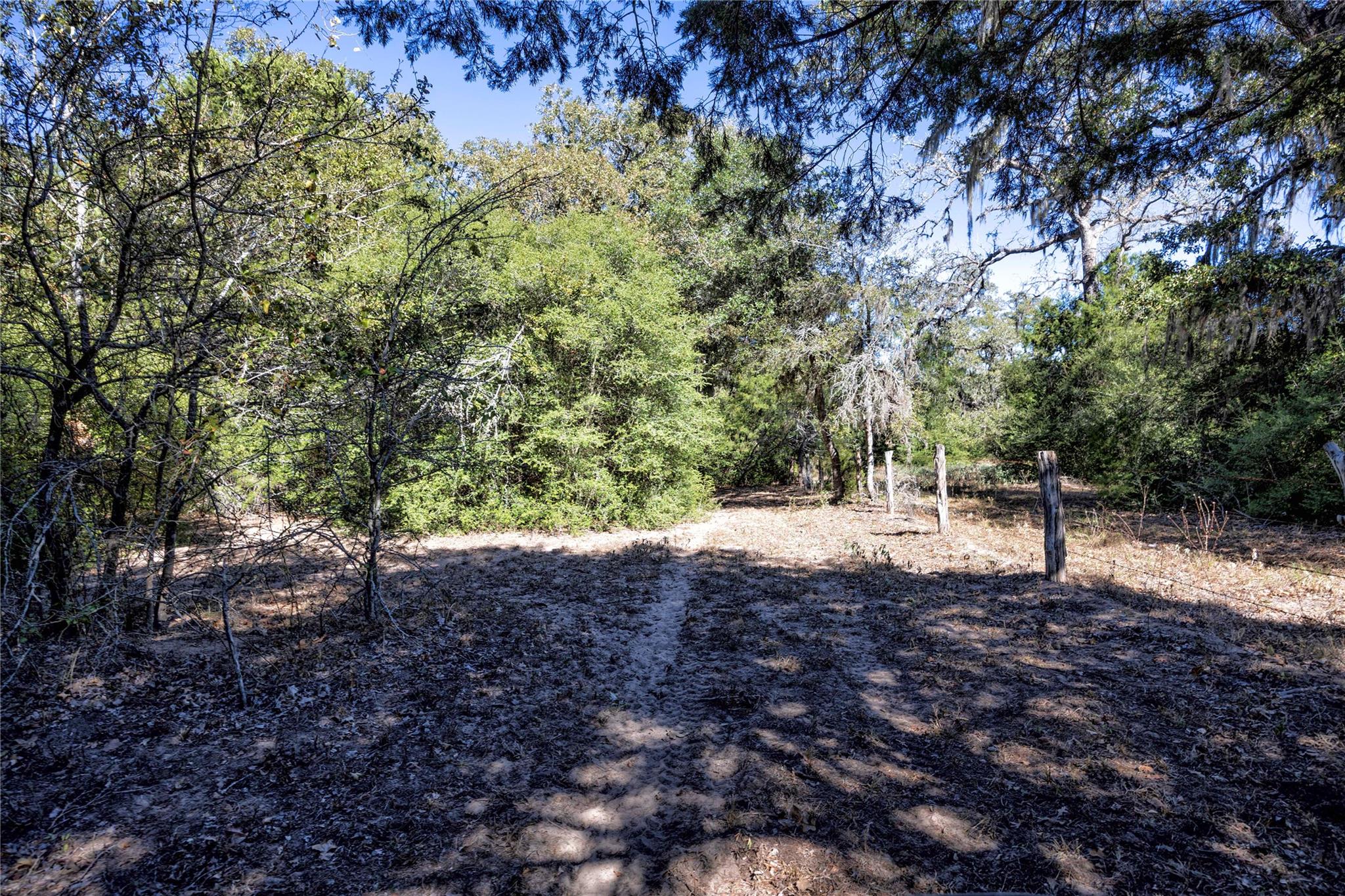 3550 County Road 387, Hallettsville, TX 77964