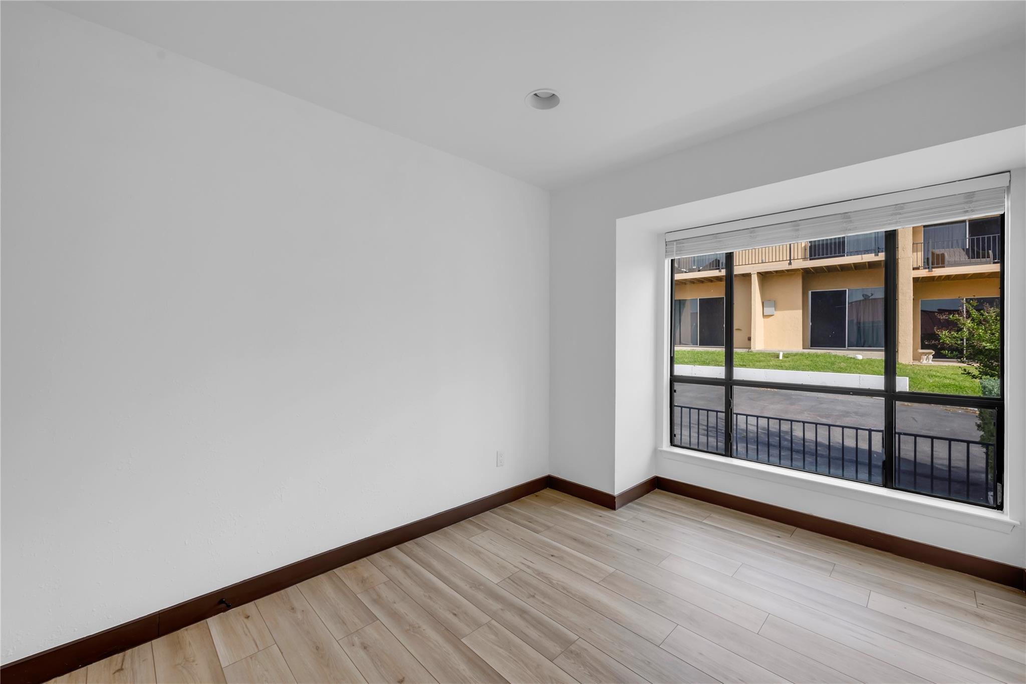 402 Hi Stirrup # E2, Horseshoe Bay, TX 78657