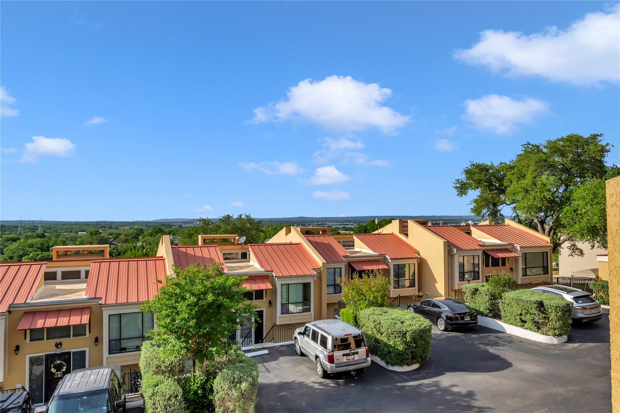 402 Hi Stirrup # E2, Horseshoe Bay, TX 78657