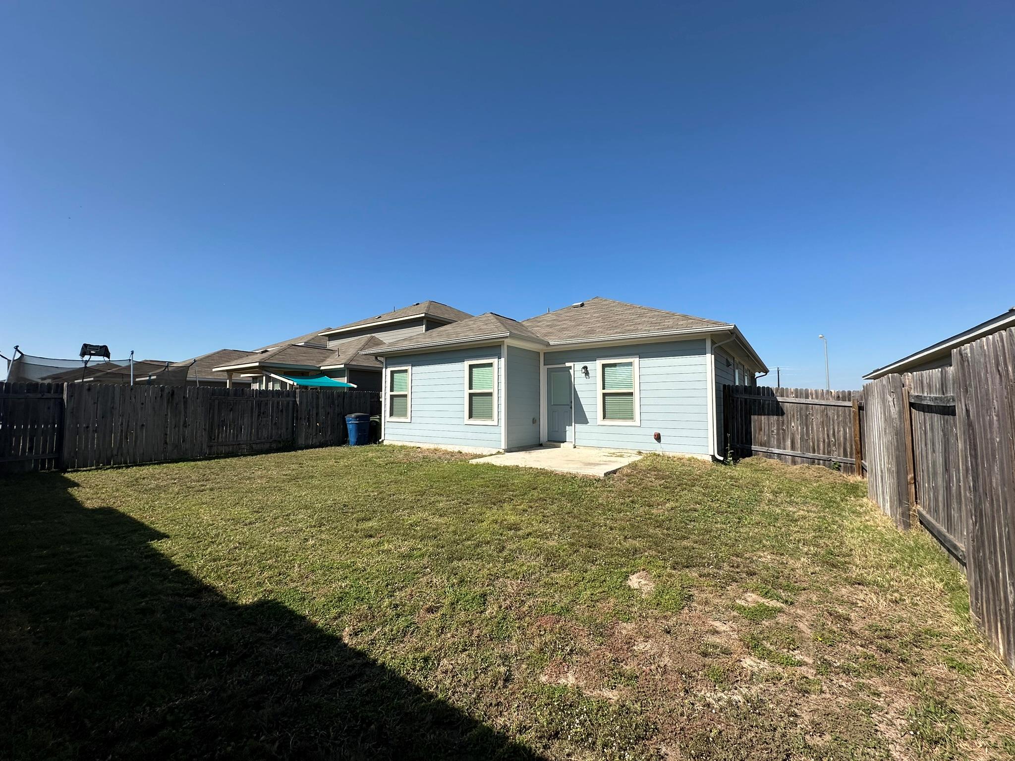 224 Wild Wind Trl, Jarrell, TX 76537