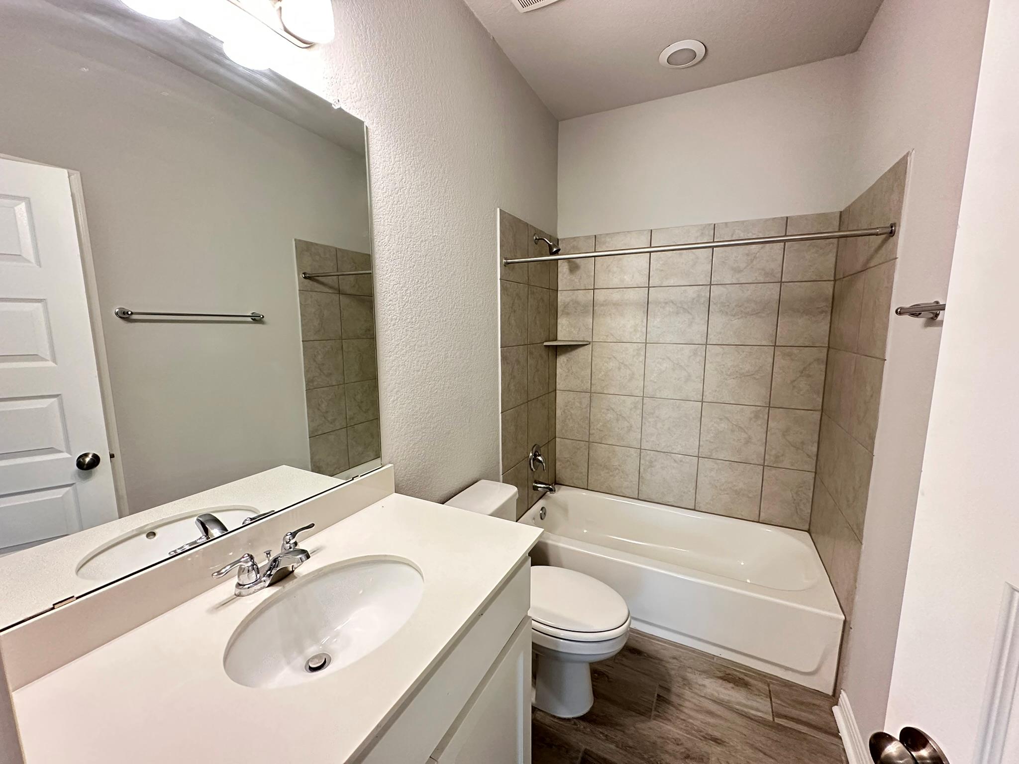 224 Wild Wind Trl, Jarrell, TX 76537