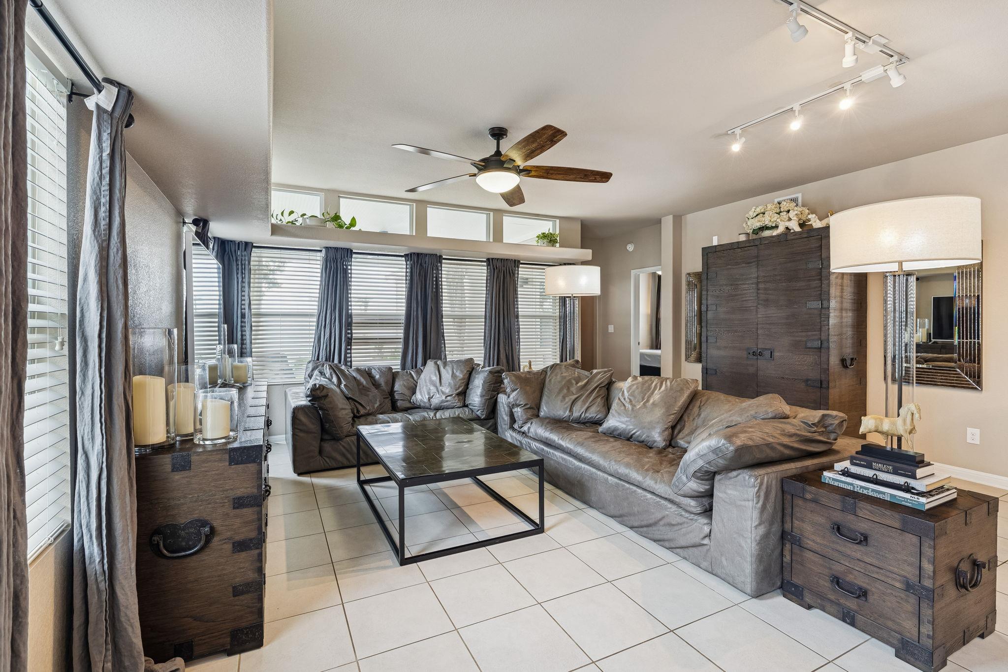 329 Newberry Trl, San Marcos, TX 78666