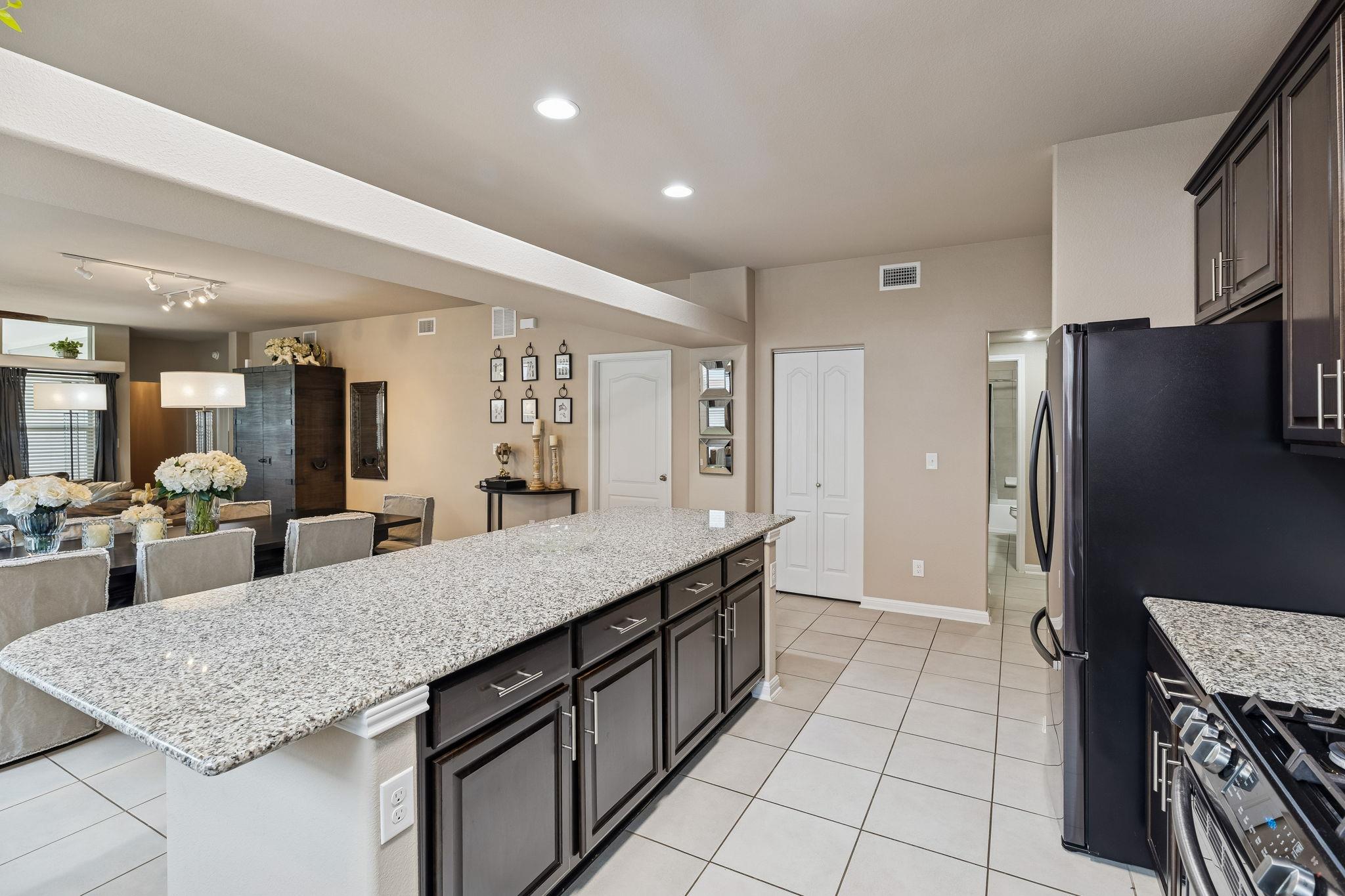 329 Newberry Trl, San Marcos, TX 78666