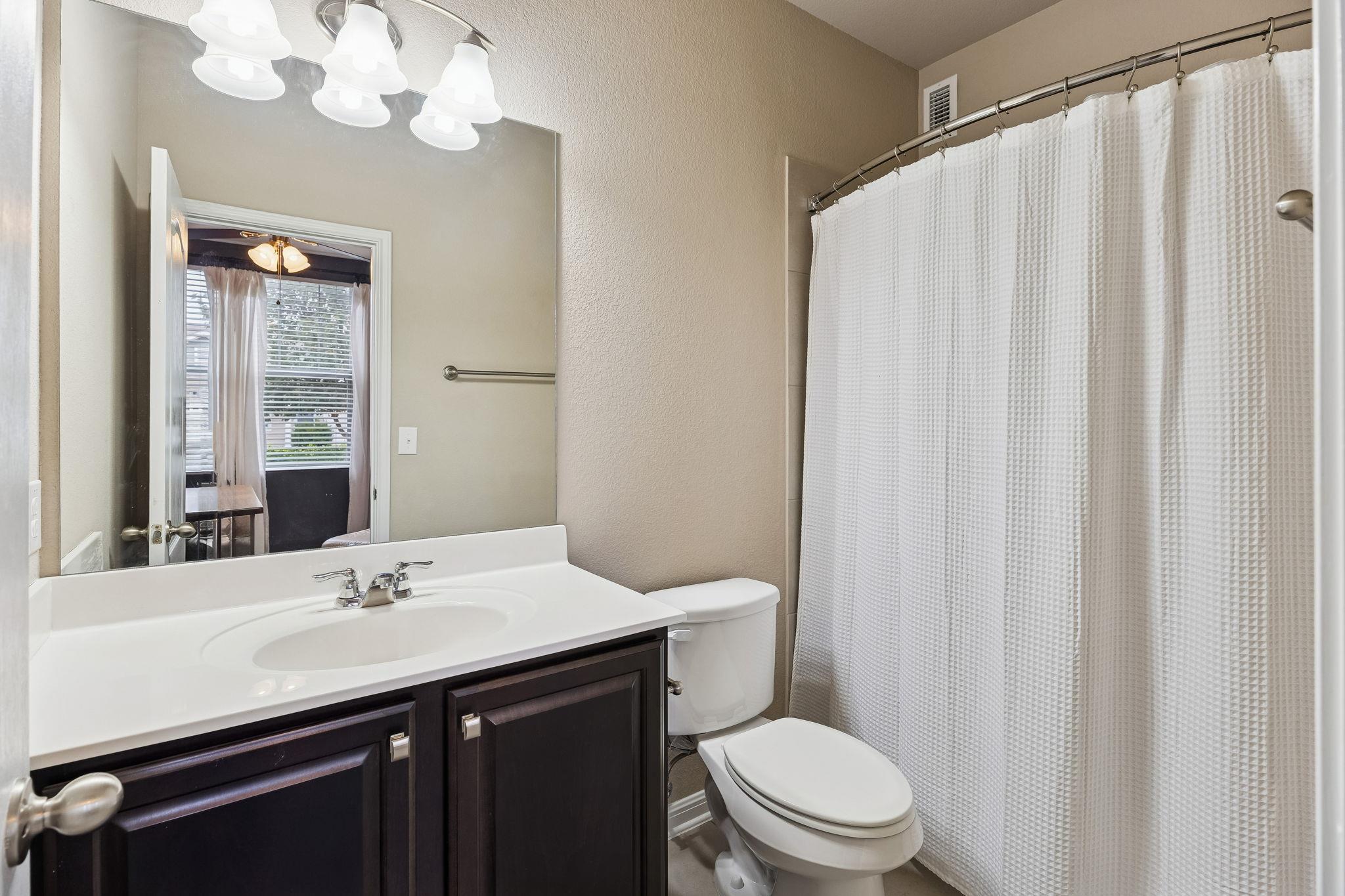 329 Newberry Trl, San Marcos, TX 78666