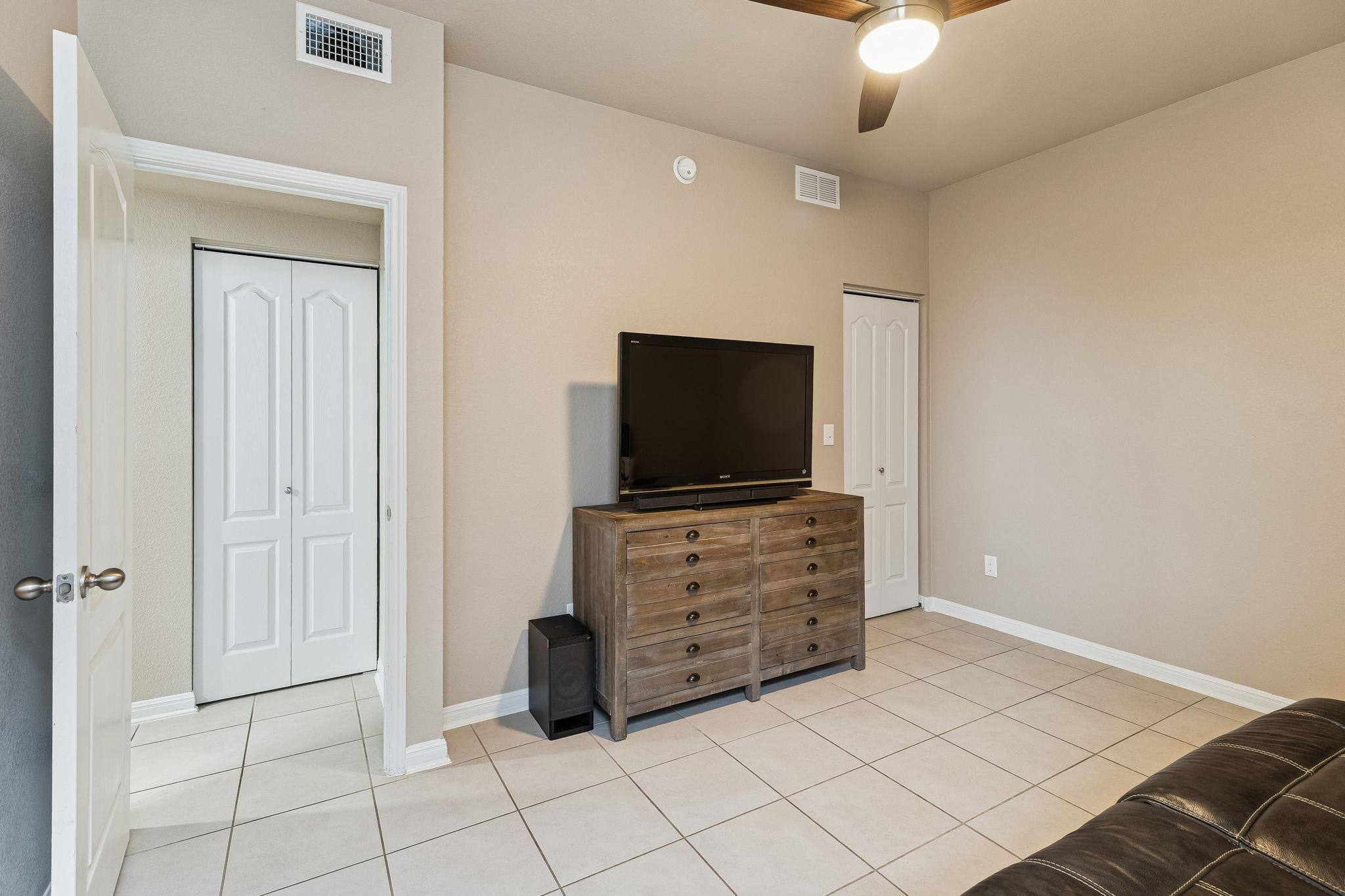 329 Newberry Trl, San Marcos, TX 78666