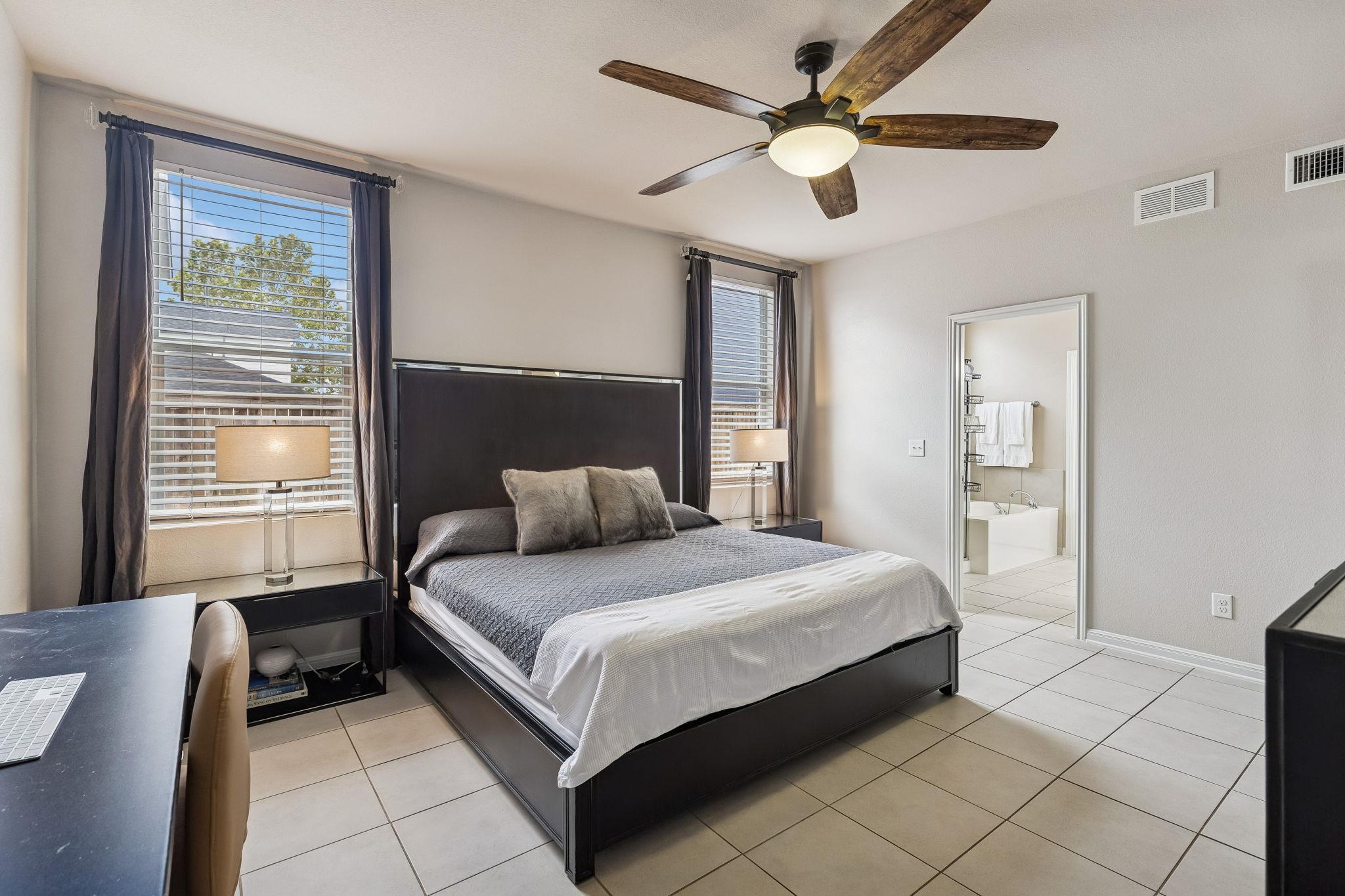 329 Newberry Trl, San Marcos, TX 78666