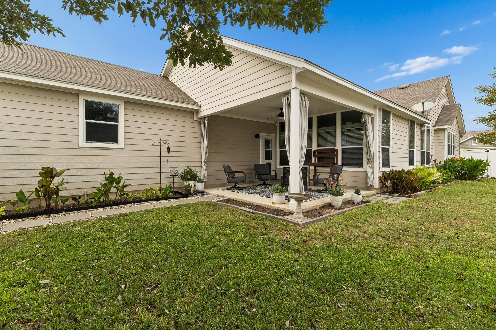 329 Newberry Trl, San Marcos, TX 78666