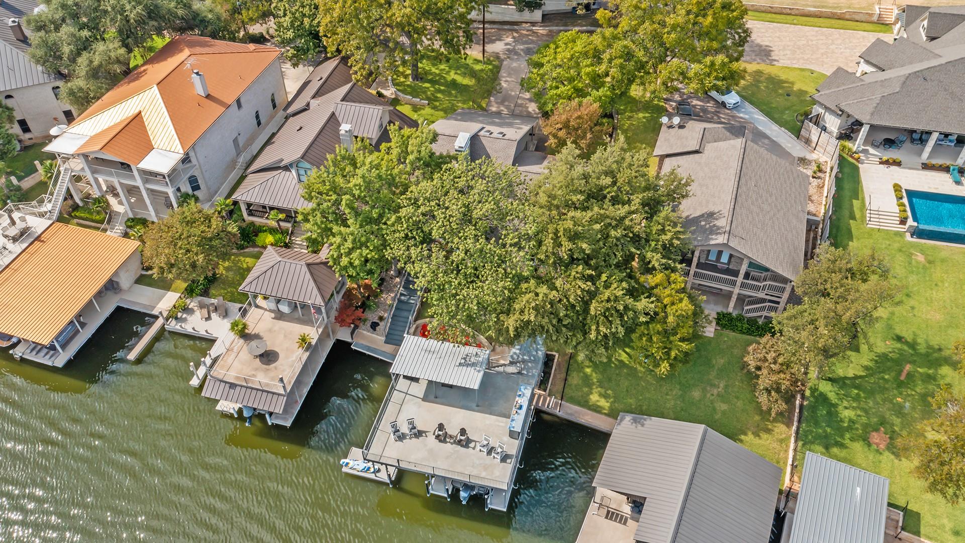 2270 Fred Woods Dr, Kingsland, TX 78639