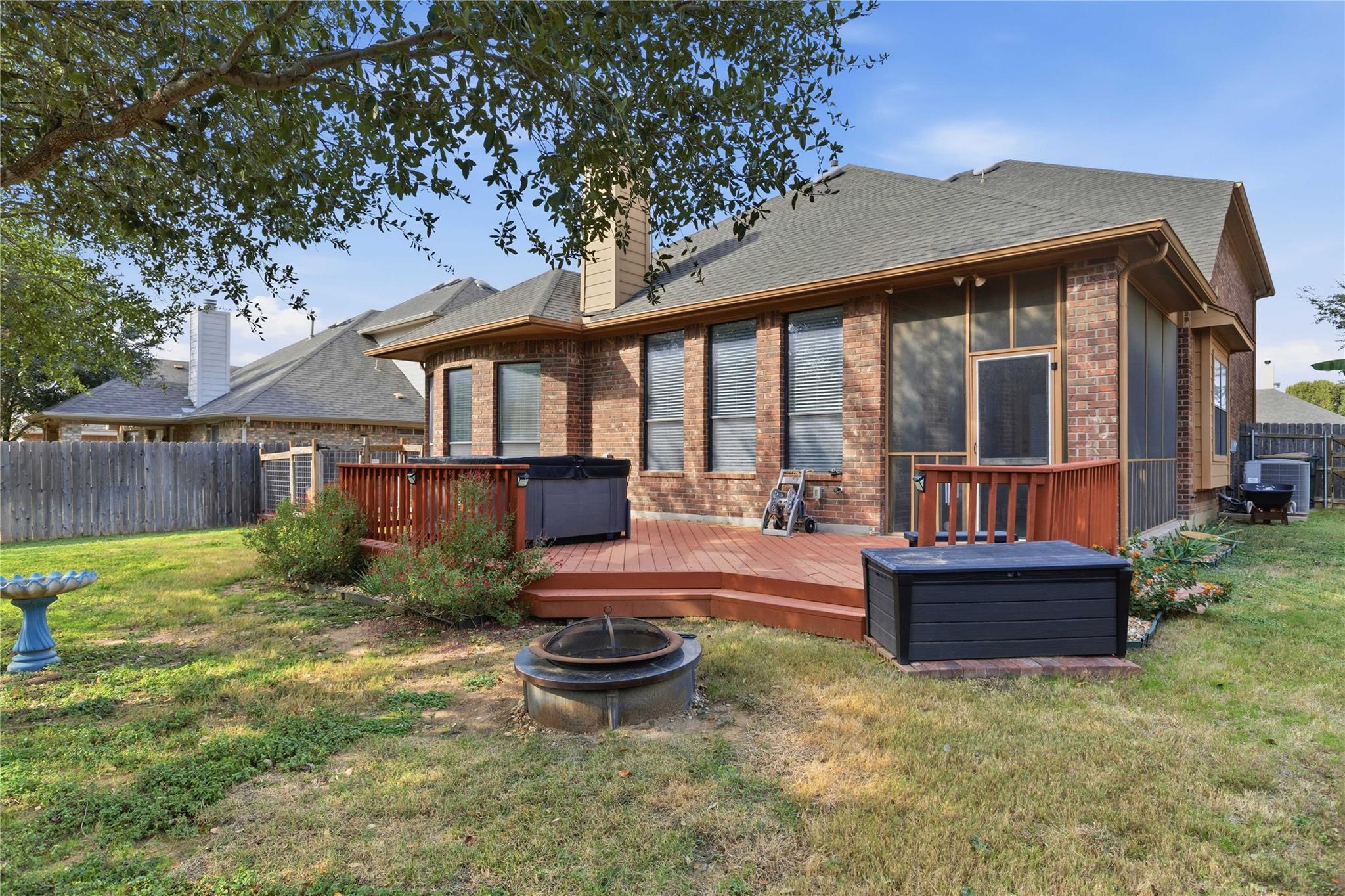 250 Tarbox Brown Dr, Buda, TX 78610