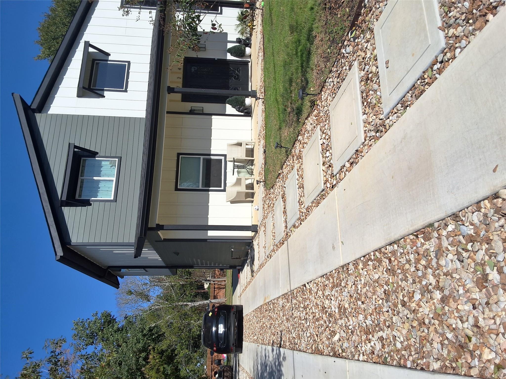 724 Ramsey Ave, Rockdale, TX 76567