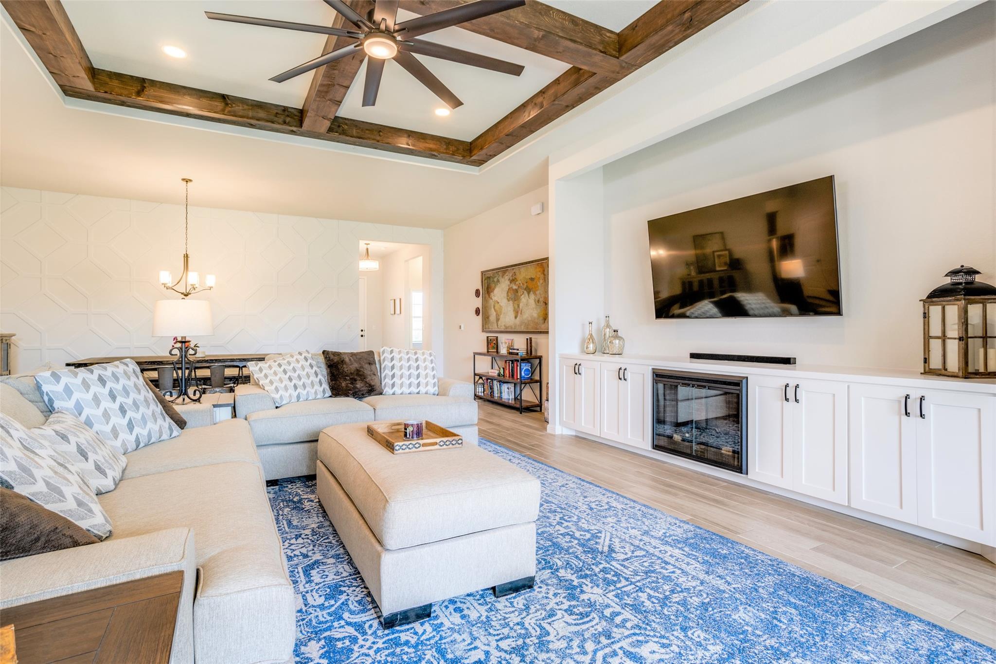 8313 Silhouette St, Austin, TX 78744