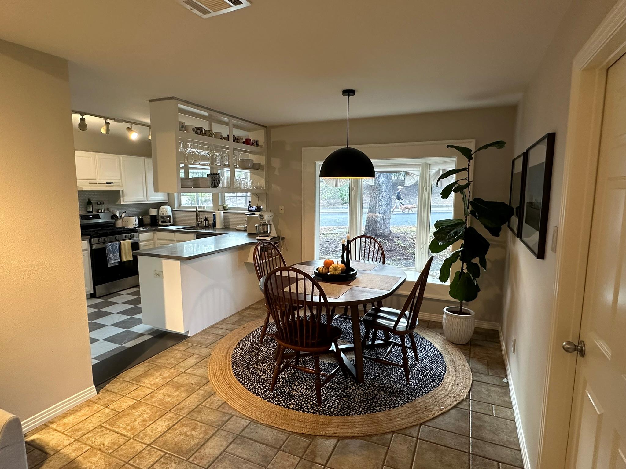 311 Le Grande Ave, Austin, TX 78704