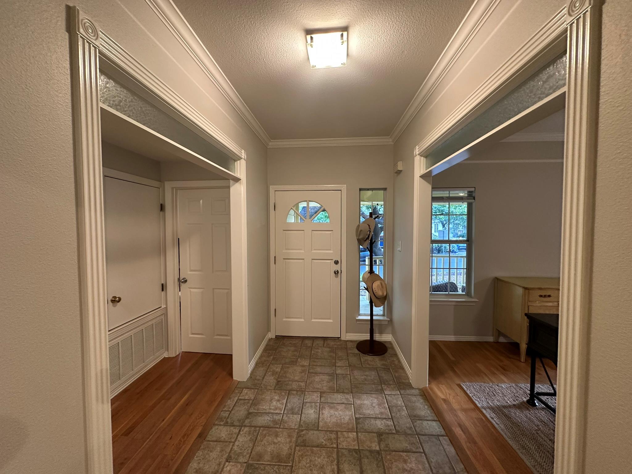 311 Le Grande Ave, Austin, TX 78704