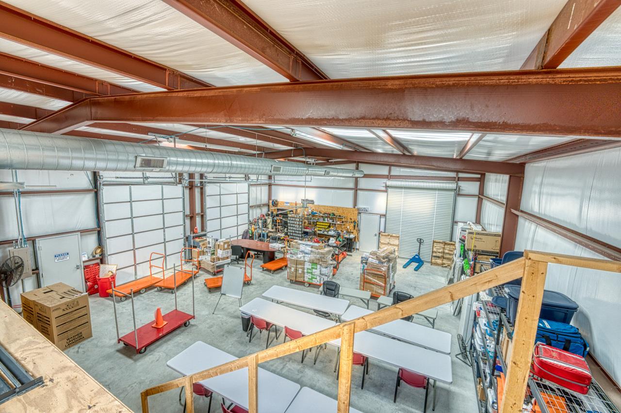 320 Southland Dr, Burnet, TX 78611