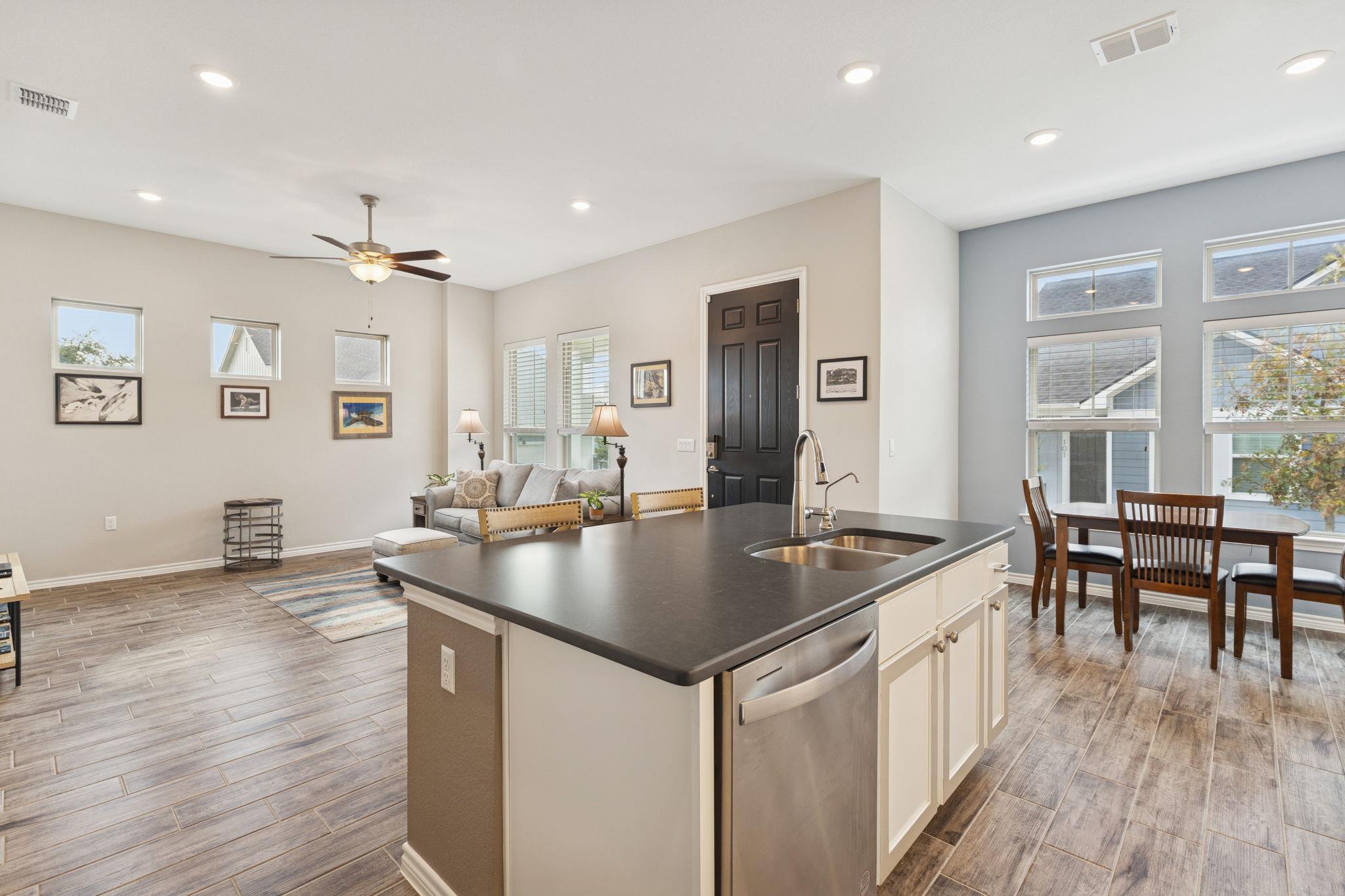 105 Lafitte Dr # 101, San Marcos, TX 78666