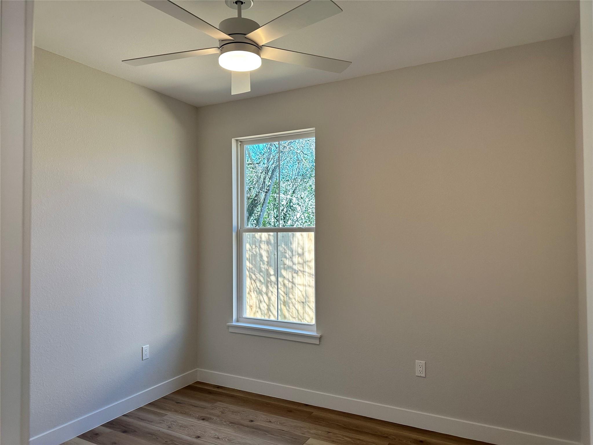 1115 Neches St, Lockhart, TX 78644