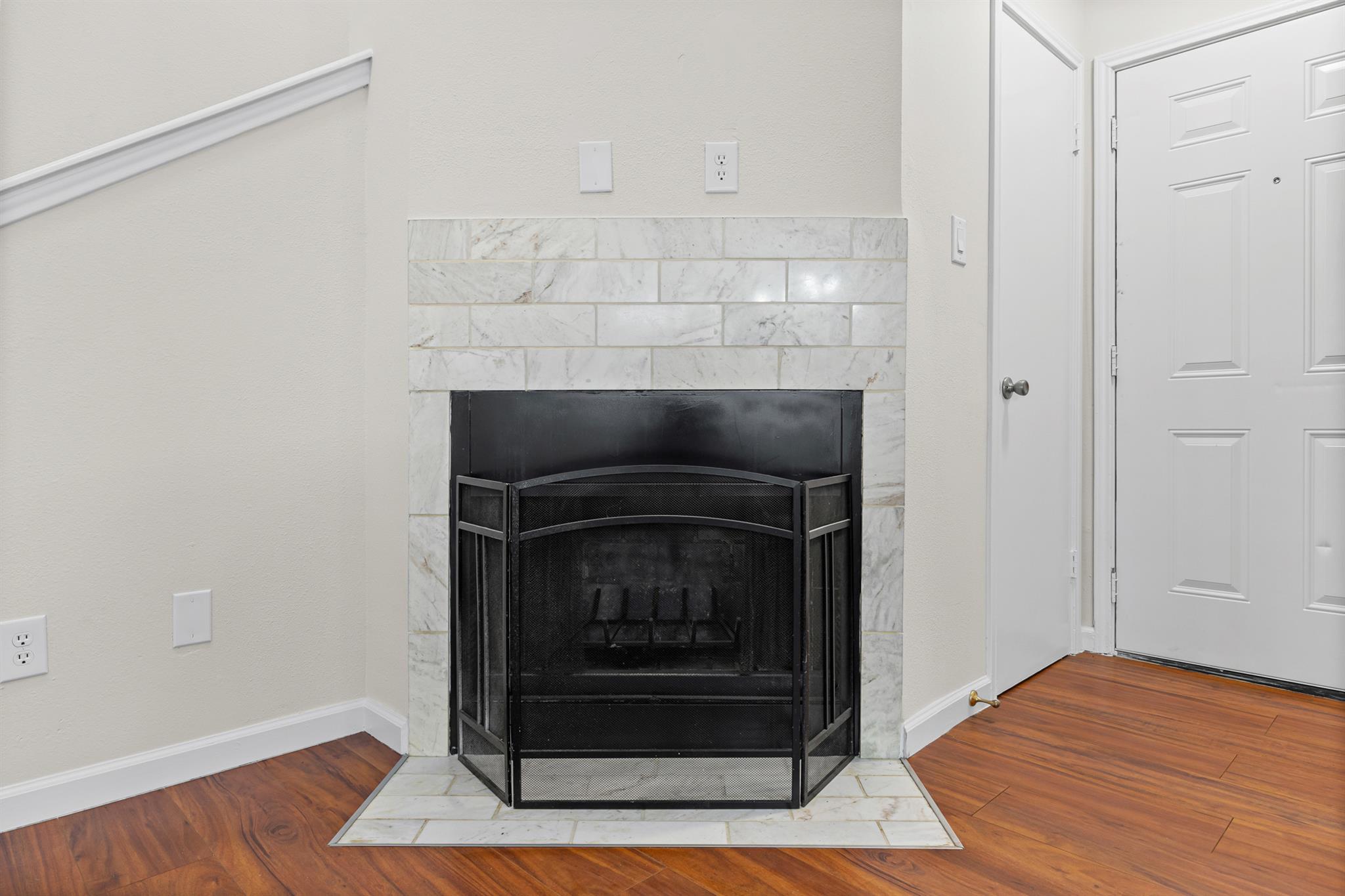 512 Eberhart Ln # 1402, Austin, TX 78745