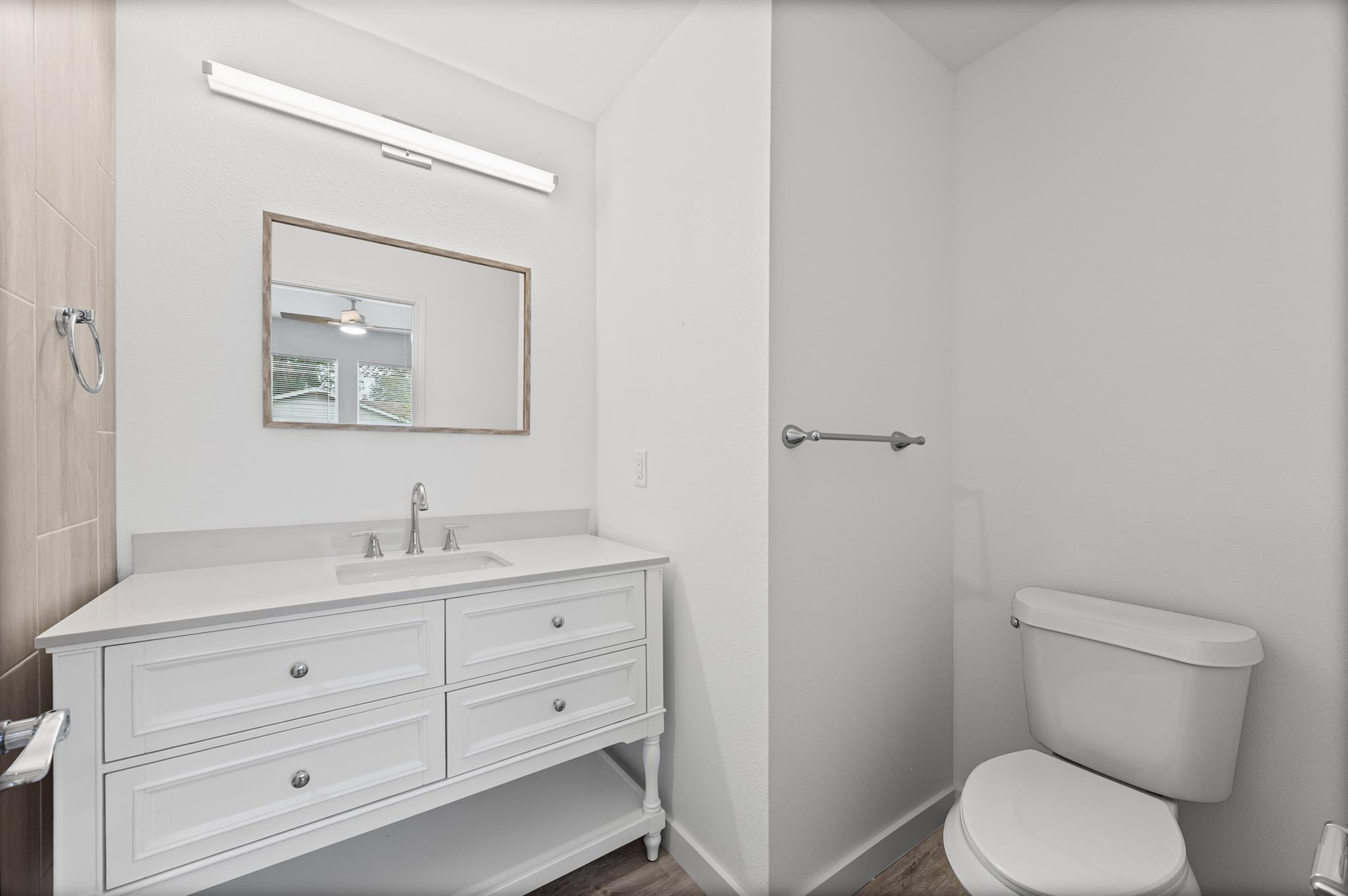 1100 Monte Vista Dr, Lockhart, TX 78644