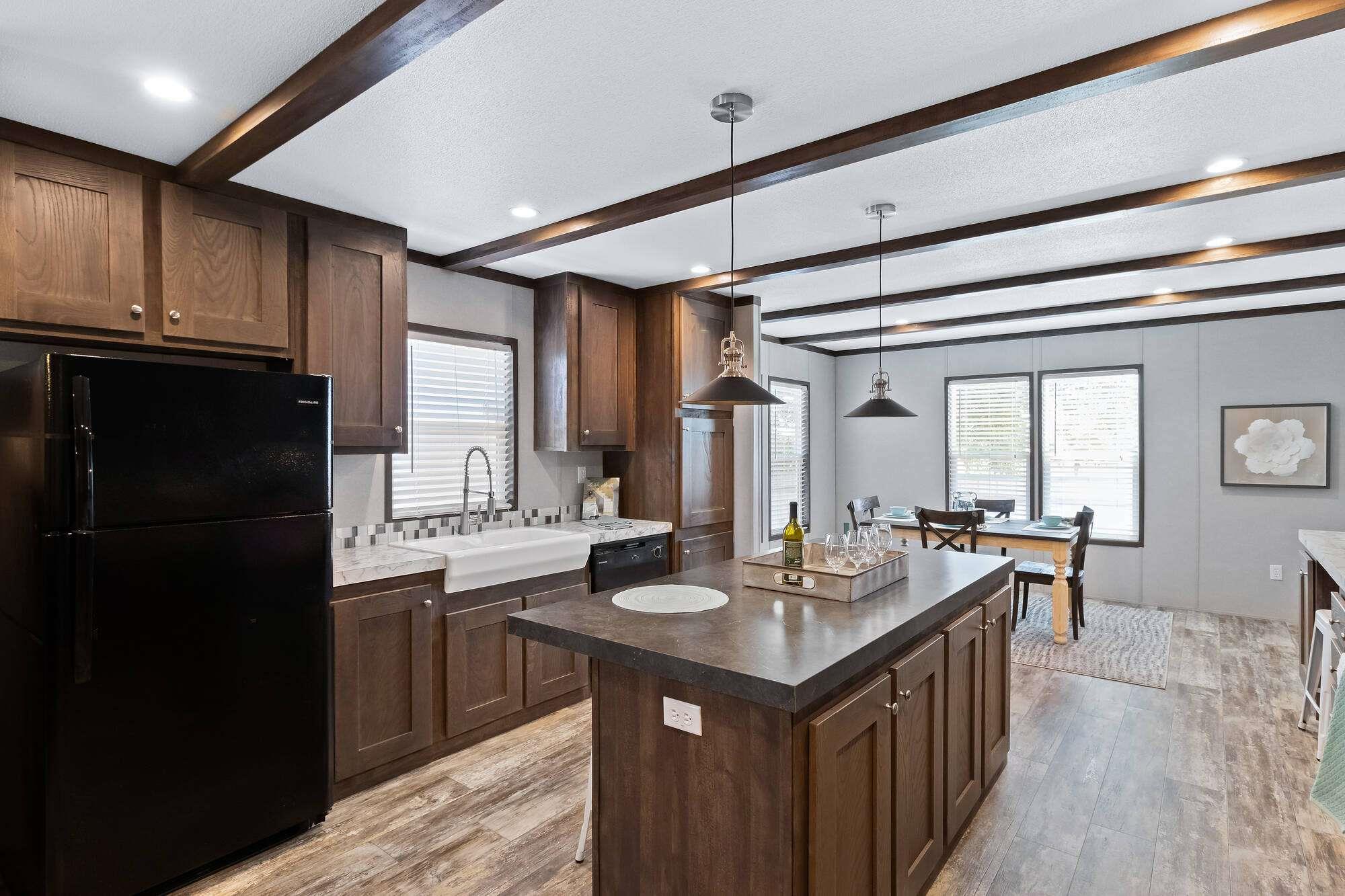 1304 Saddleback Dr, Bellville, TX 77418