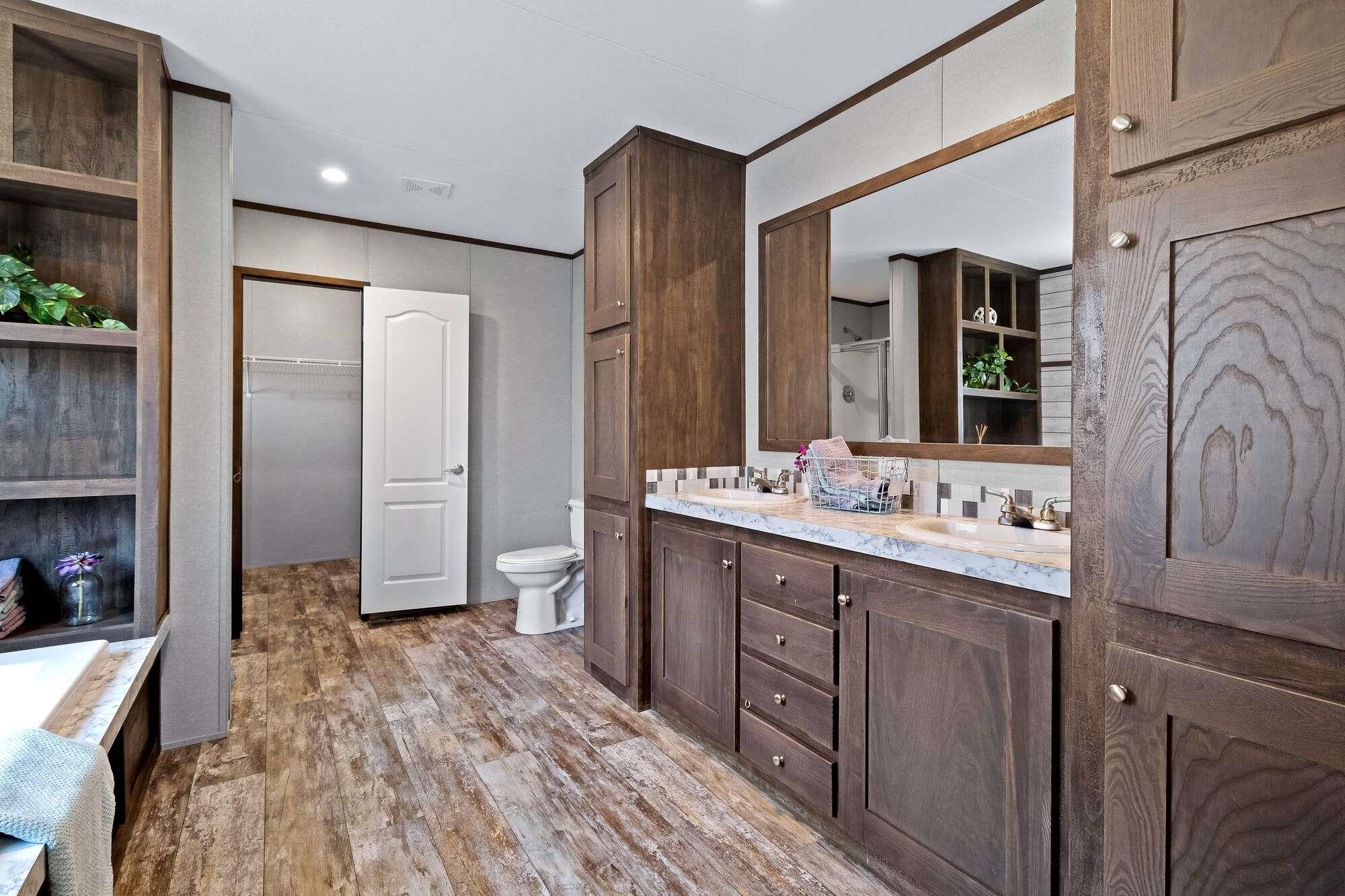 1304 Saddleback Dr, Bellville, TX 77418