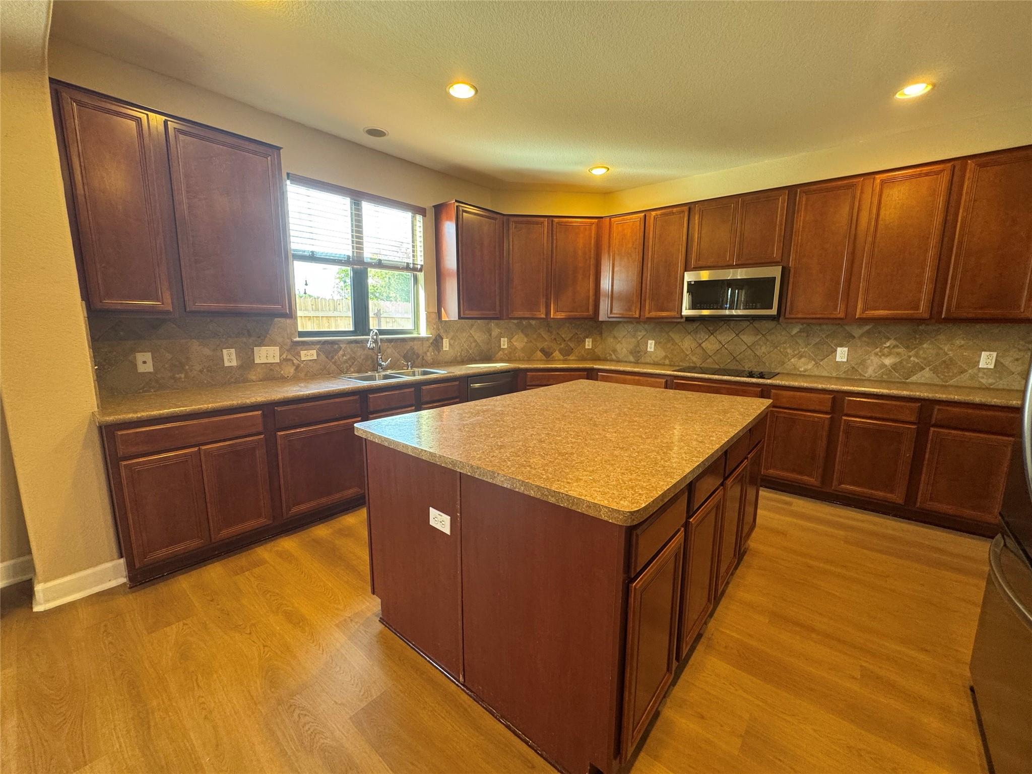 500 Springbrook Rd, Pflugerville, TX 78660