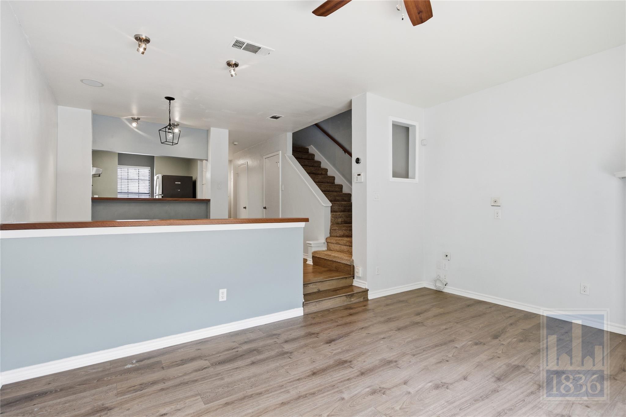 11821 Bittern Holw # 28, Austin, TX 78758