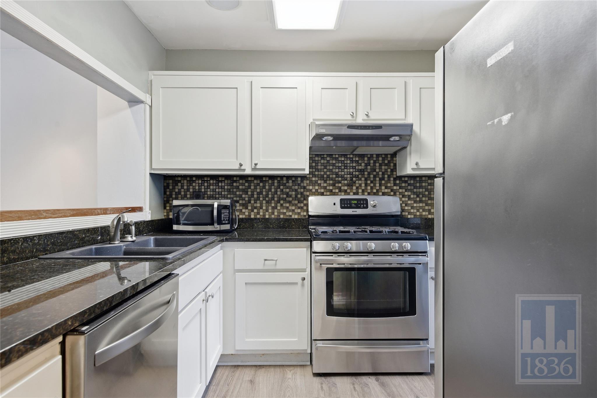 11821 Bittern Holw # 28, Austin, TX 78758