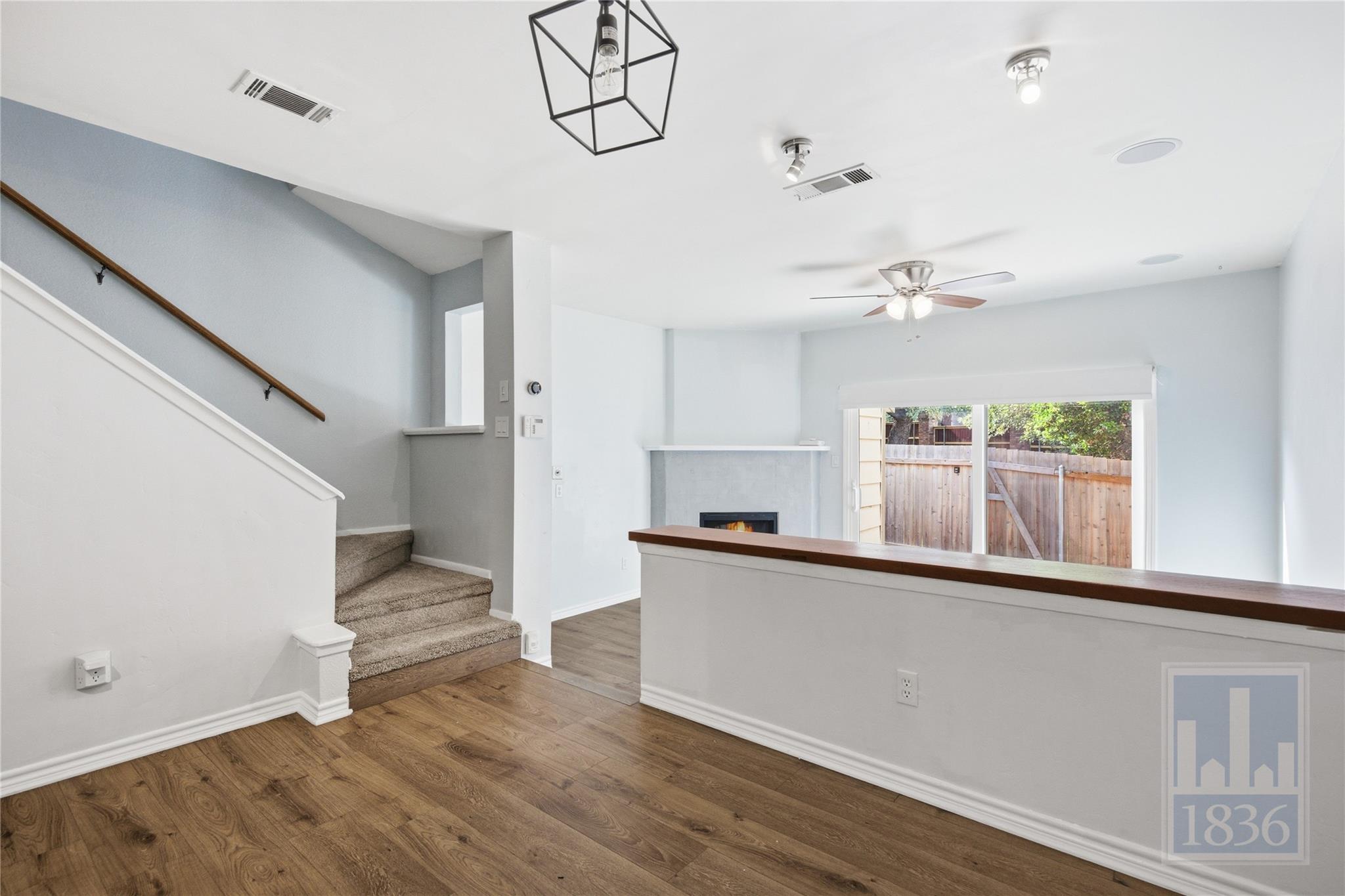 11821 Bittern Holw # 28, Austin, TX 78758