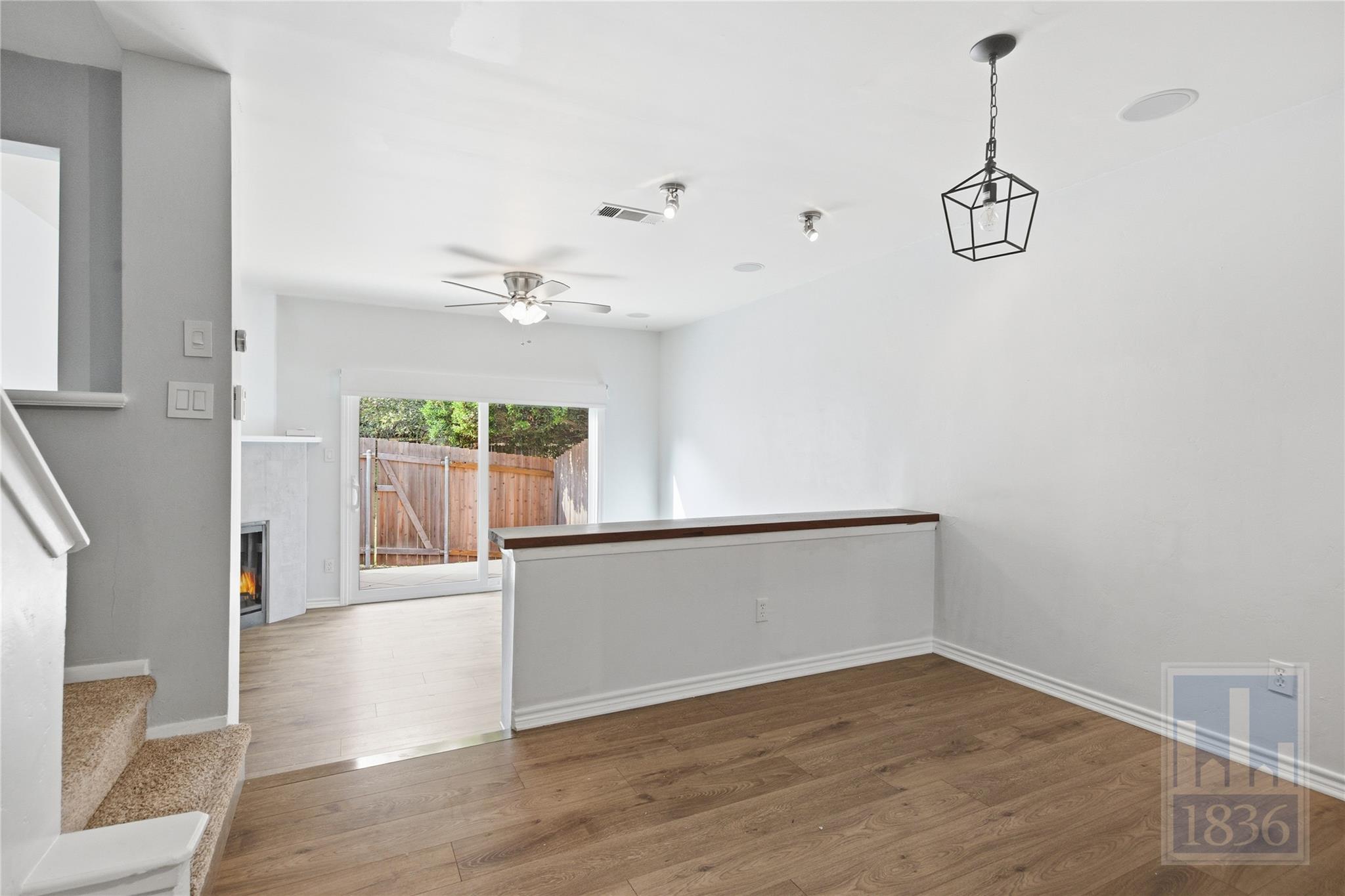 11821 Bittern Holw # 28, Austin, TX 78758