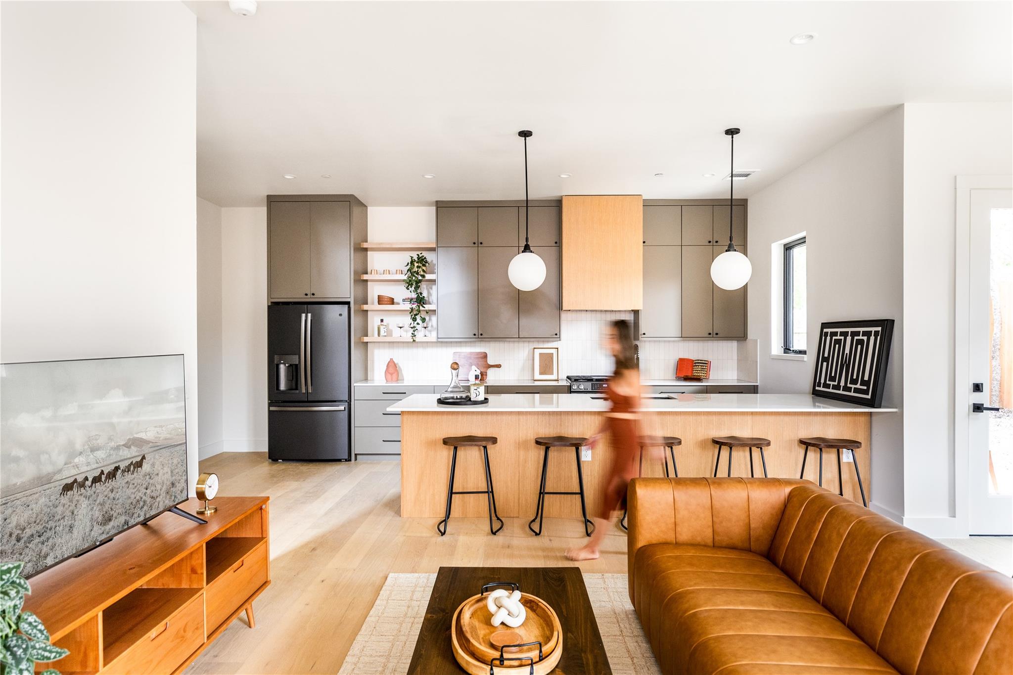 4414 South 1st St # 3, Austin, TX 78745