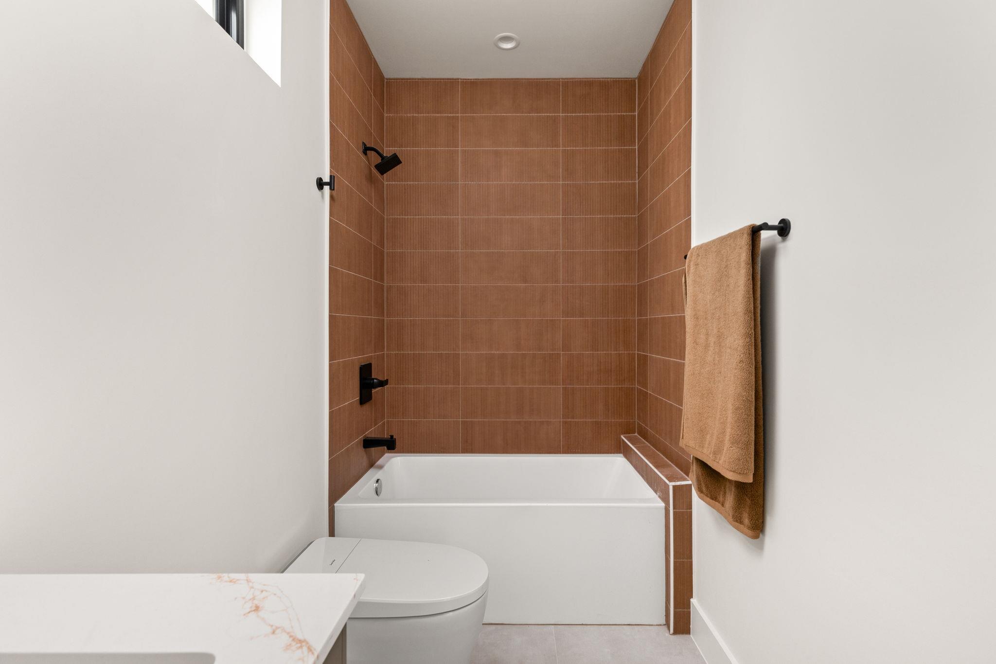 4414 South 1st St # 3, Austin, TX 78745