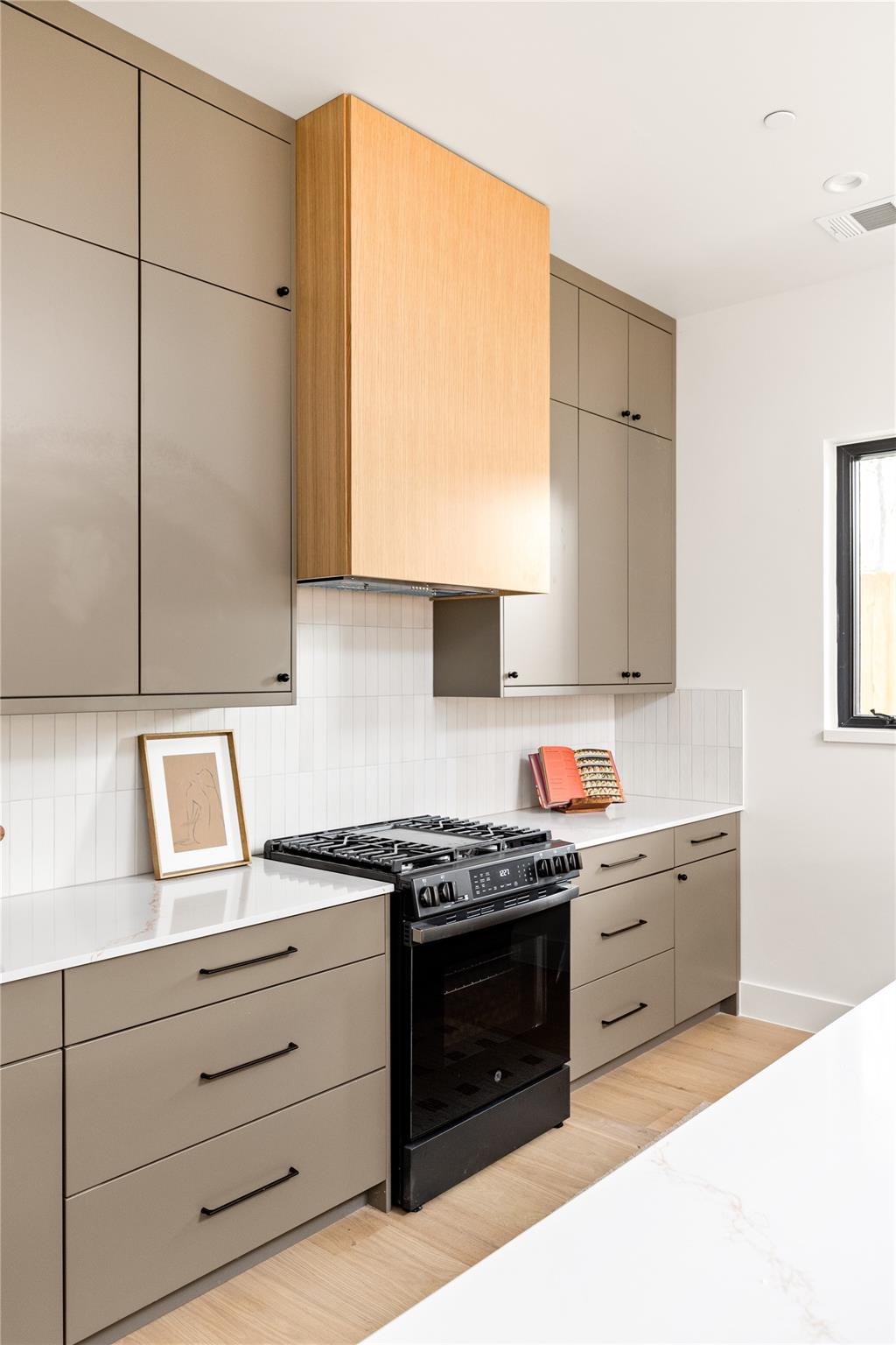 4414 South 1st St # 3, Austin, TX 78745